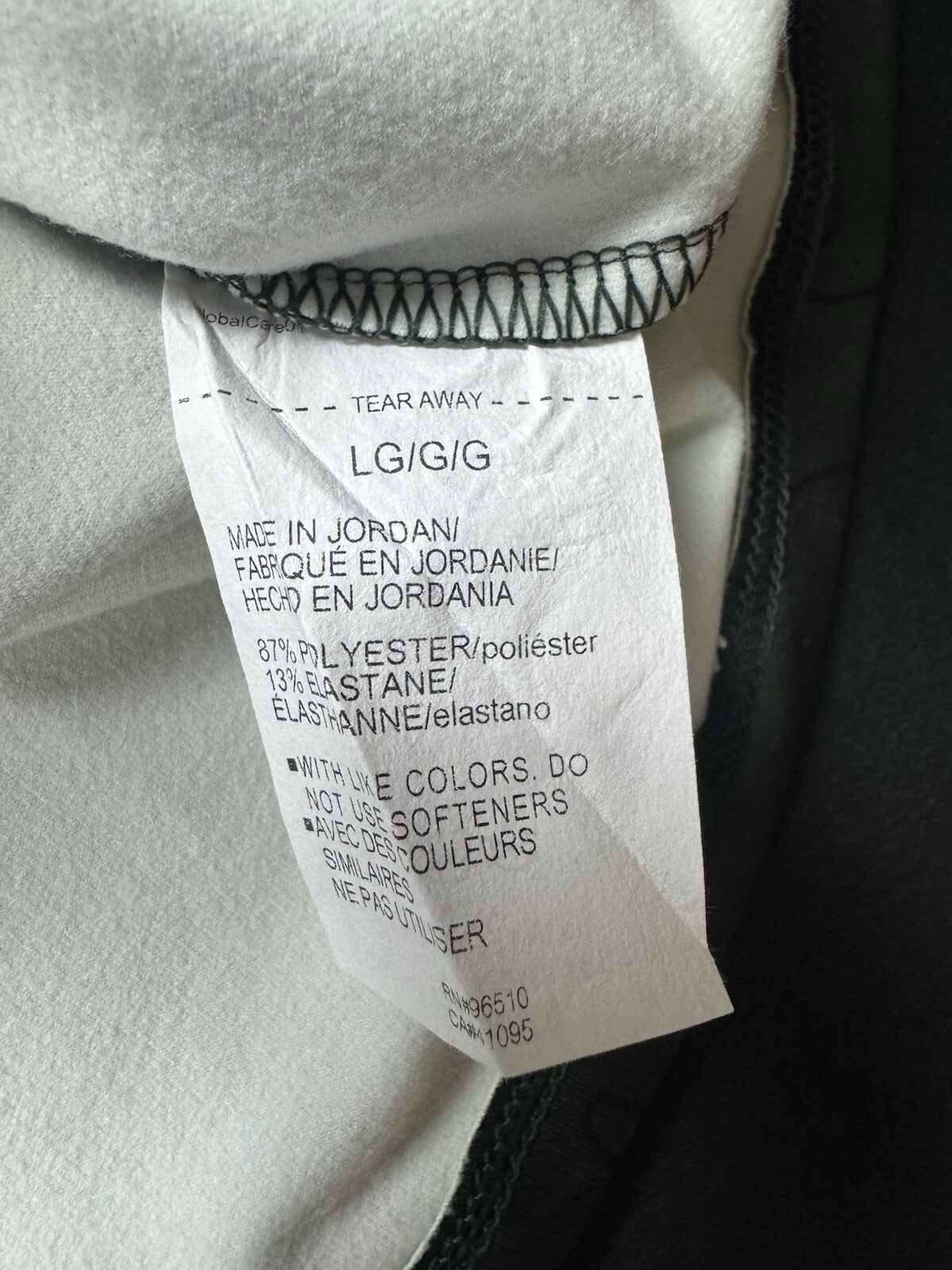 $50 Under Armour Women’s Turtleneck Sweater Size L. (B.121)