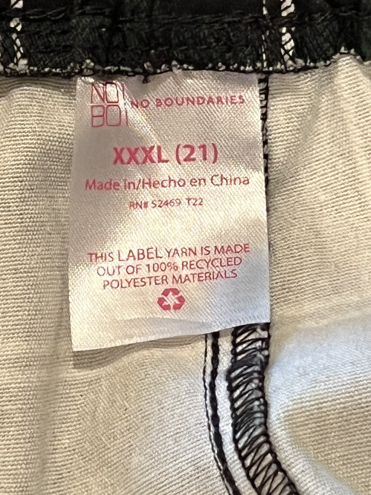 No Boundaries Women’s Size 3X Black check Shorts