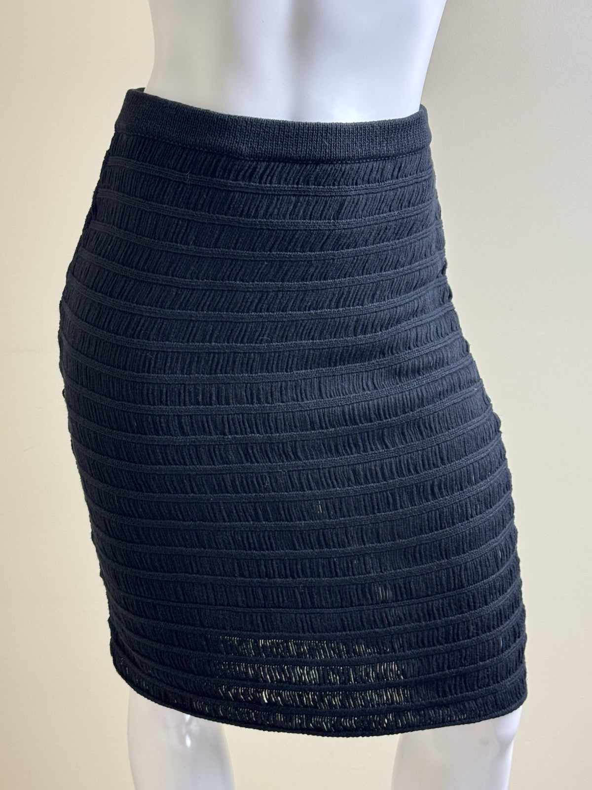 Vivienne Tam Women’s Black Knit Skirt Sz Pp. (B.155)