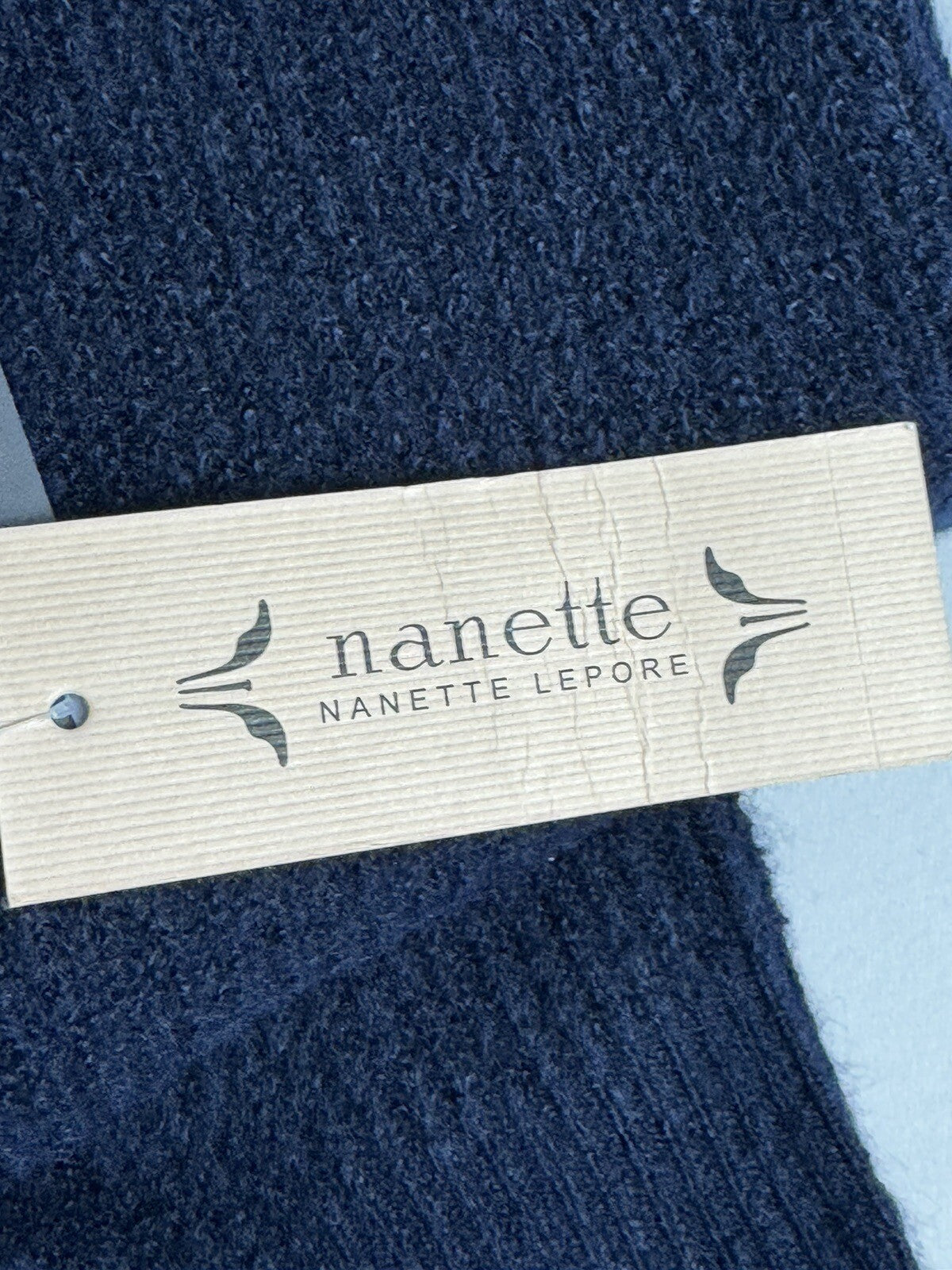 NANETTE LEPORE Women’s Sweater Top Rhinestone Blue Sz M. (B.61)