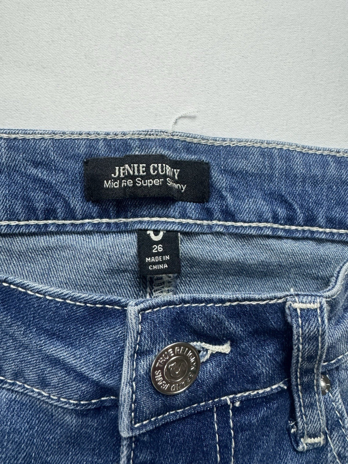 $179 True Religion Women’s Jennie Jeans Studs Skinny Sz 26. (B.156)
