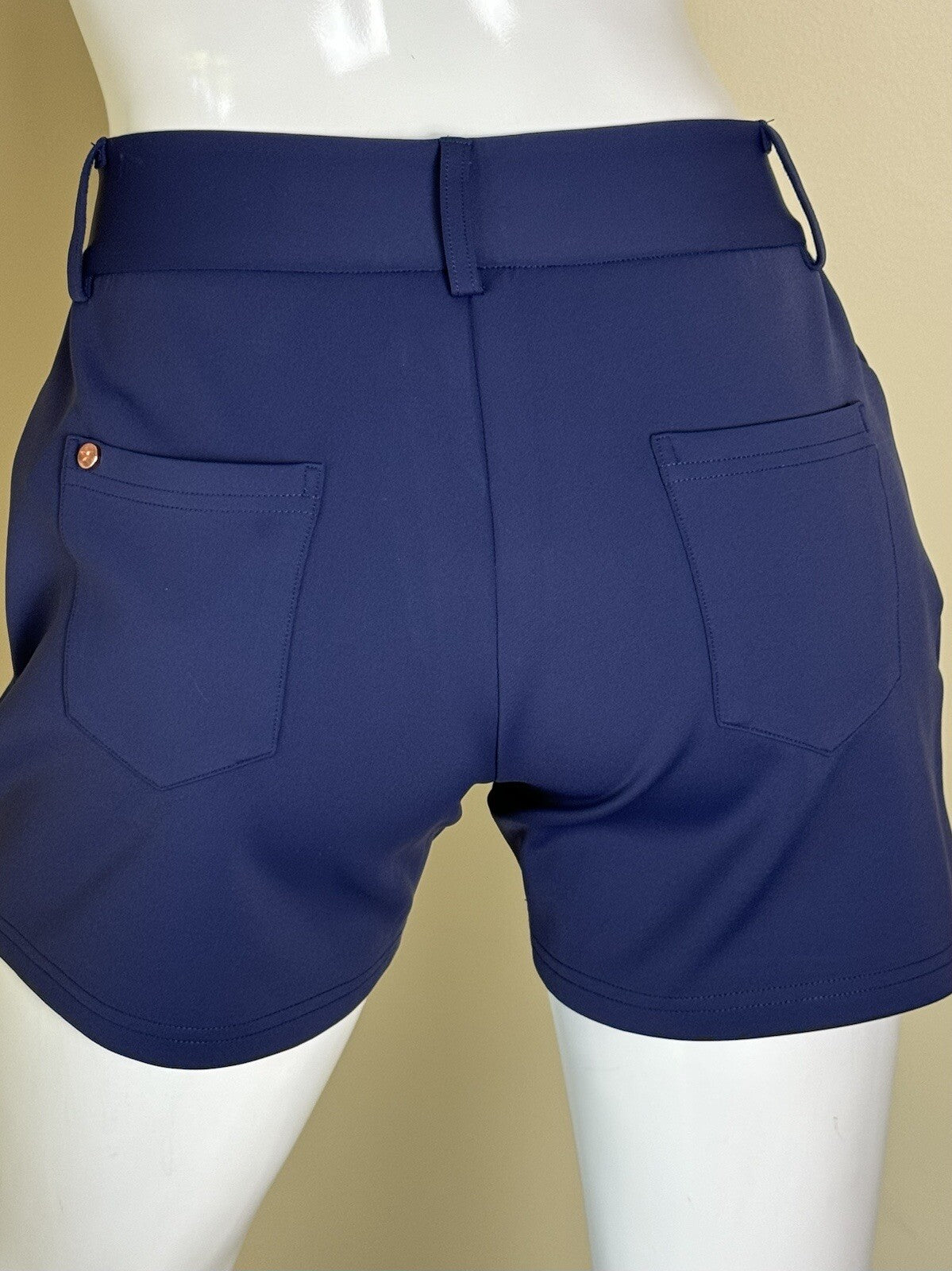 Calliope Women’s Navy Shorts Sz XL. (75)