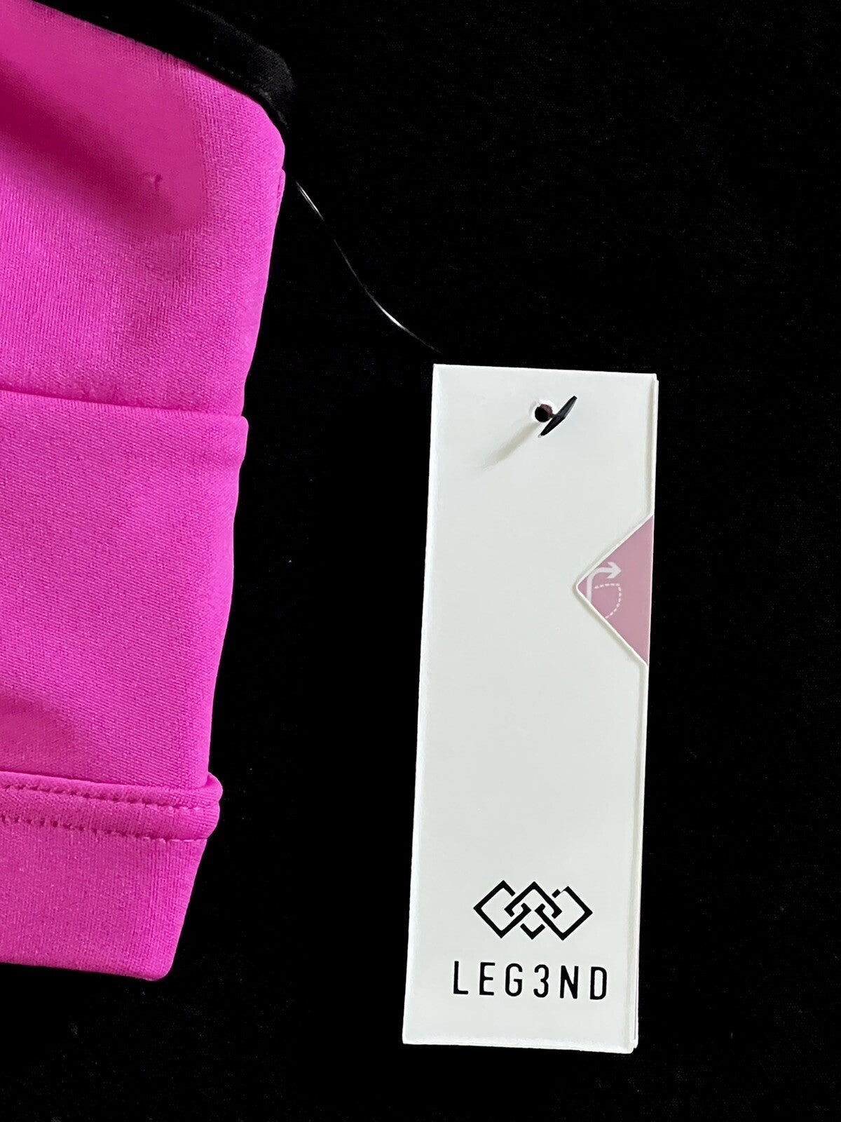 LEGEND Women's Fuchsia Stretchy Strappy Sports Bra SIZE L