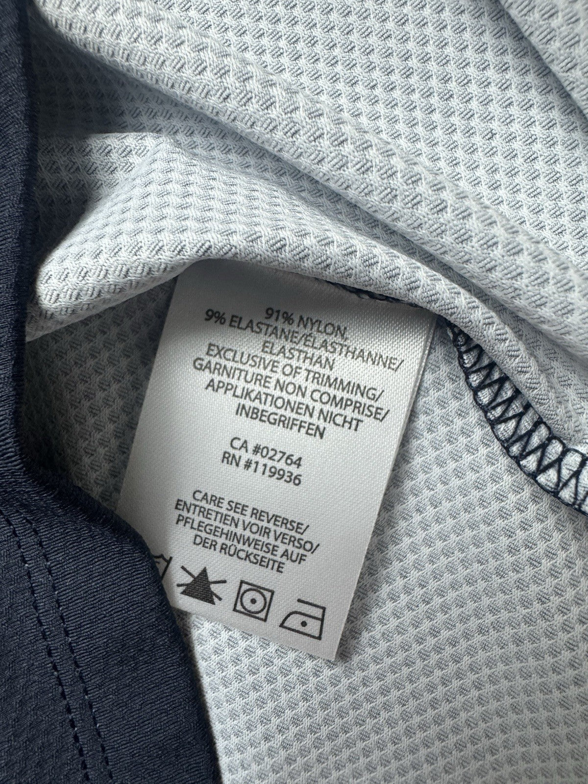 $83 NIVO Women's Golf Sleeveless Shirt Size S. (B.161)