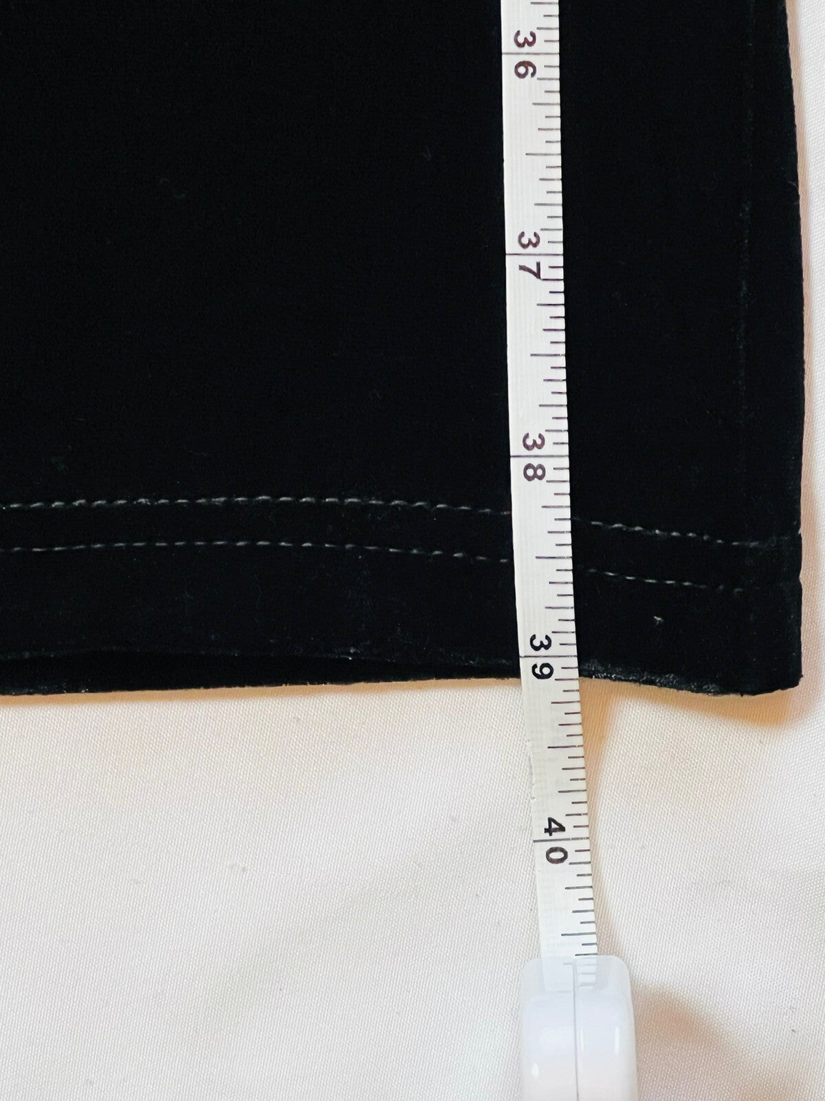 $79 Marc Jacobs Women’s Black Velour Pants Sz PL