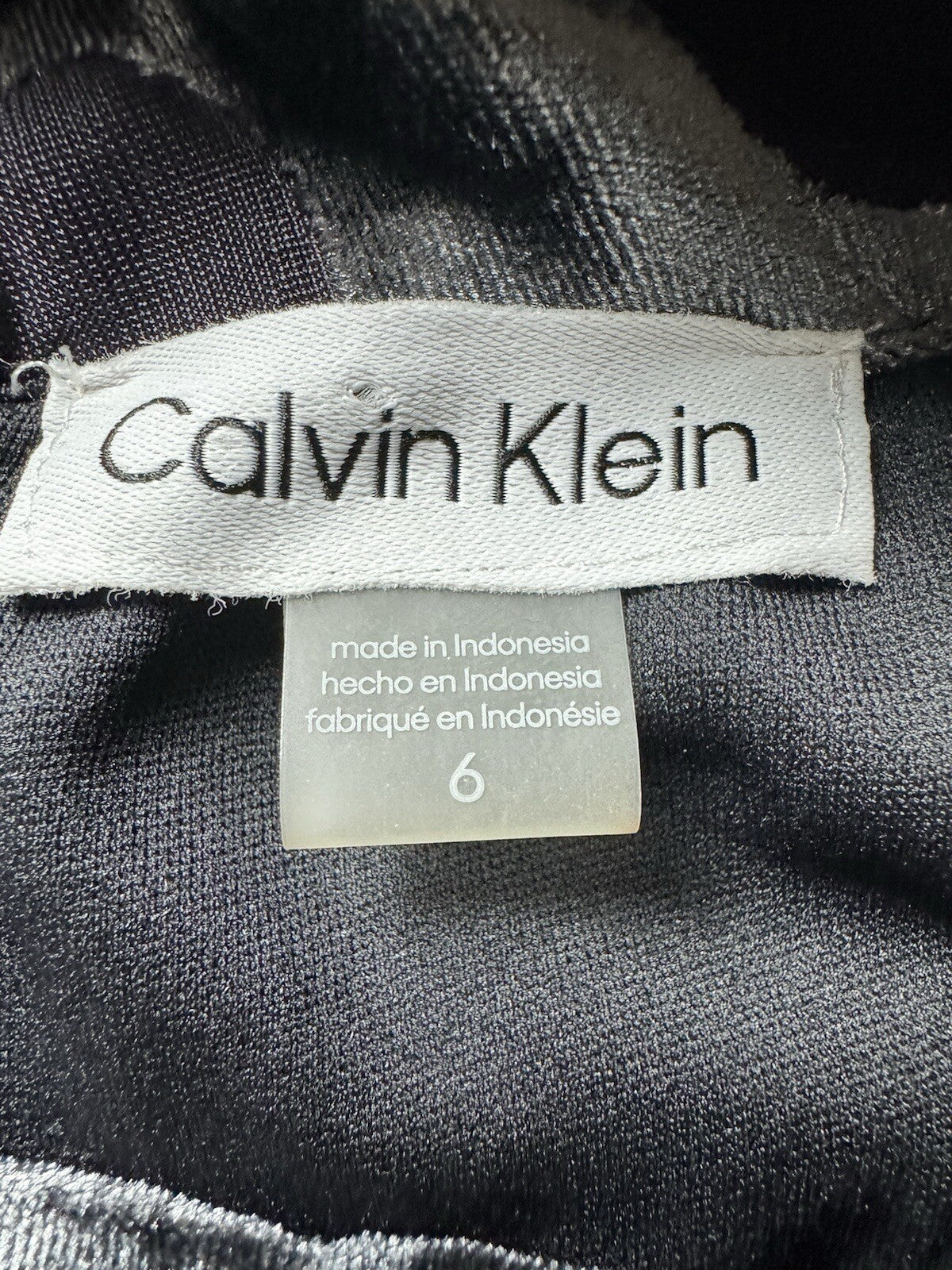 $149 Calvin Klein Women's Gray Polka Dots Dress Sz 6. (B.103)