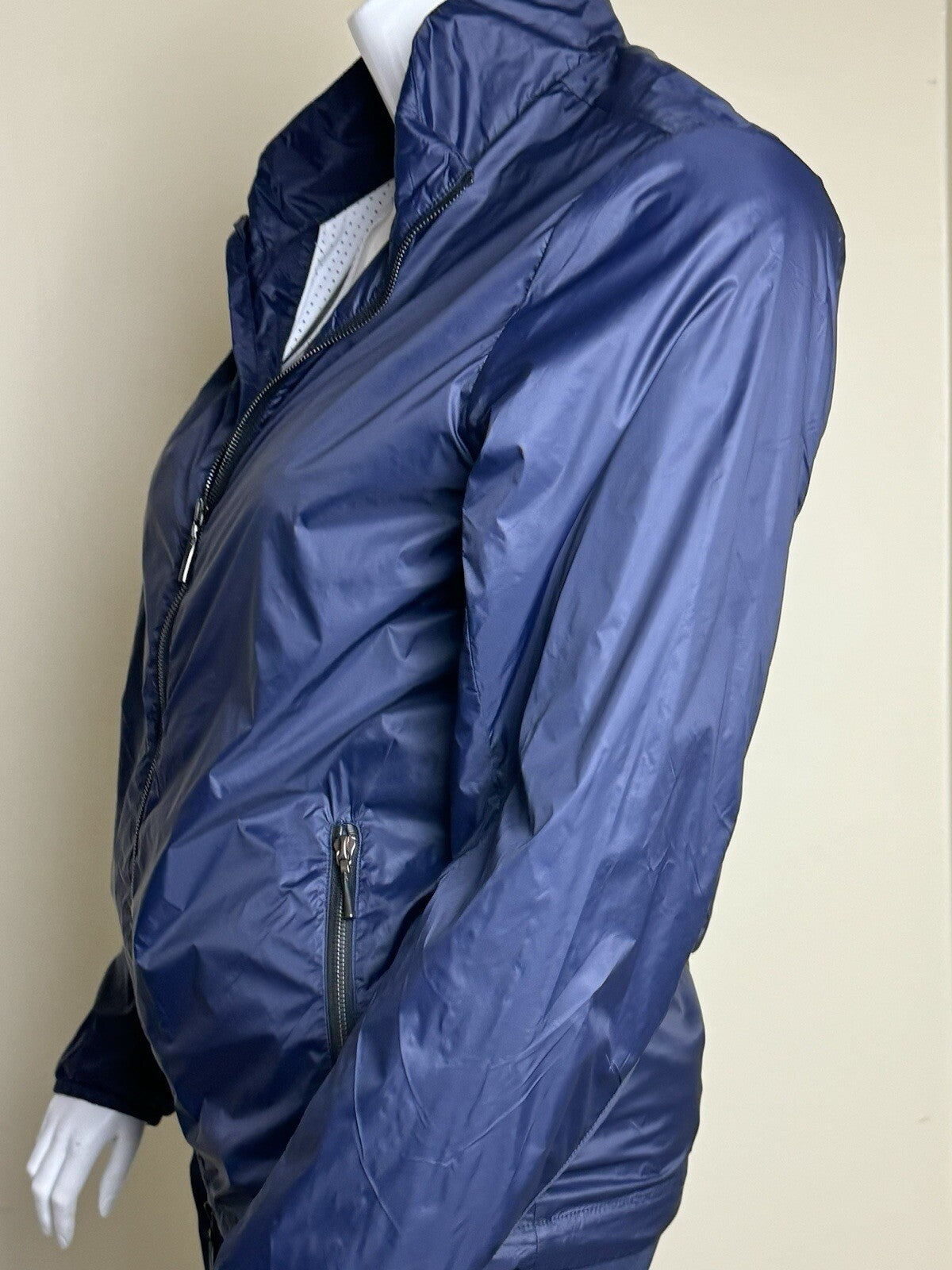 BRENDRATTI Women’s Navy JACKET Sz 2XL Ital 52. (B.114)
