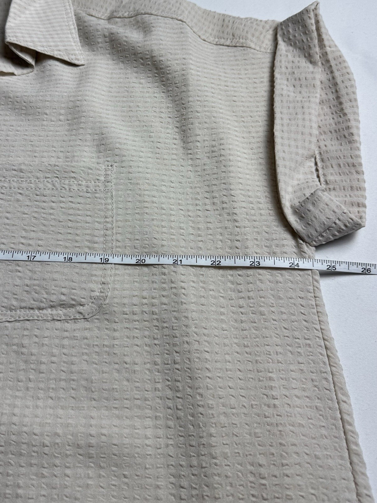 $98 Max Studio Women’s Blouse Beige Shirt Size XL. (B.136)