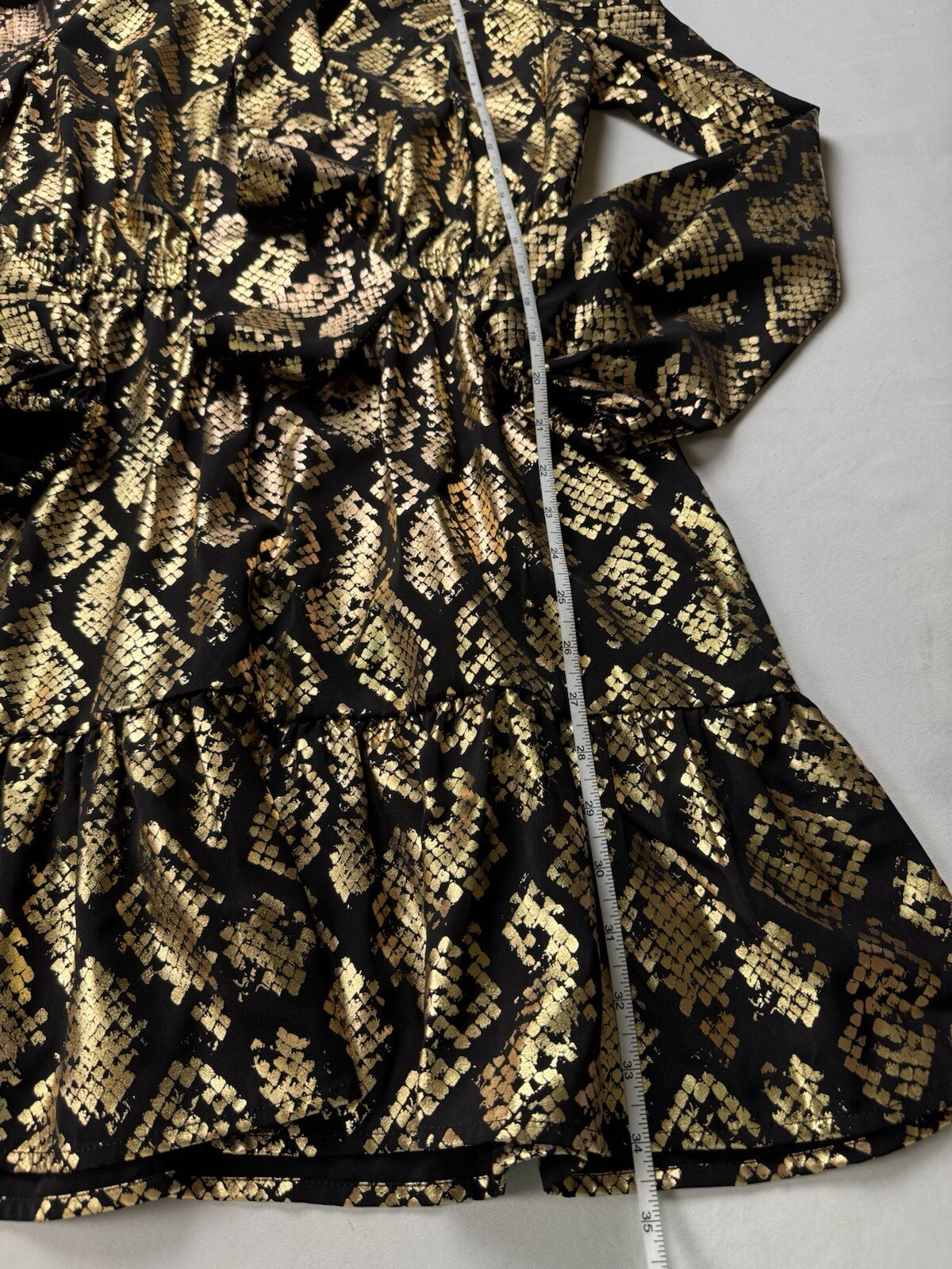 $155 Michael Kors Black Gold Dress Size S. (B.140)