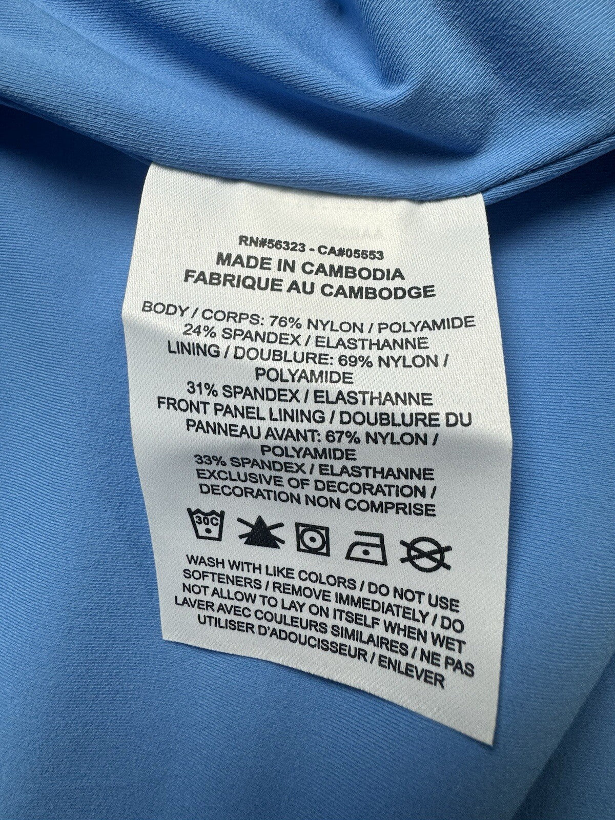 $130 NIKE YOGA Women’s blue jacket Size 1X. (B.104)