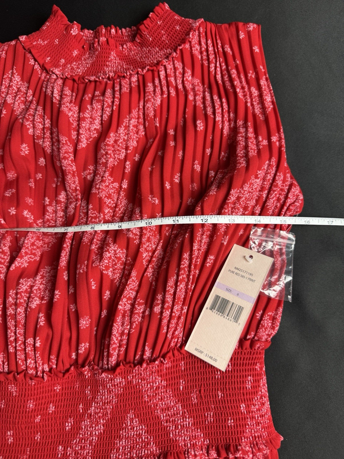 $148 NANETTE LEPORE Floral Pleaded Dress Sz 6 (B.171)