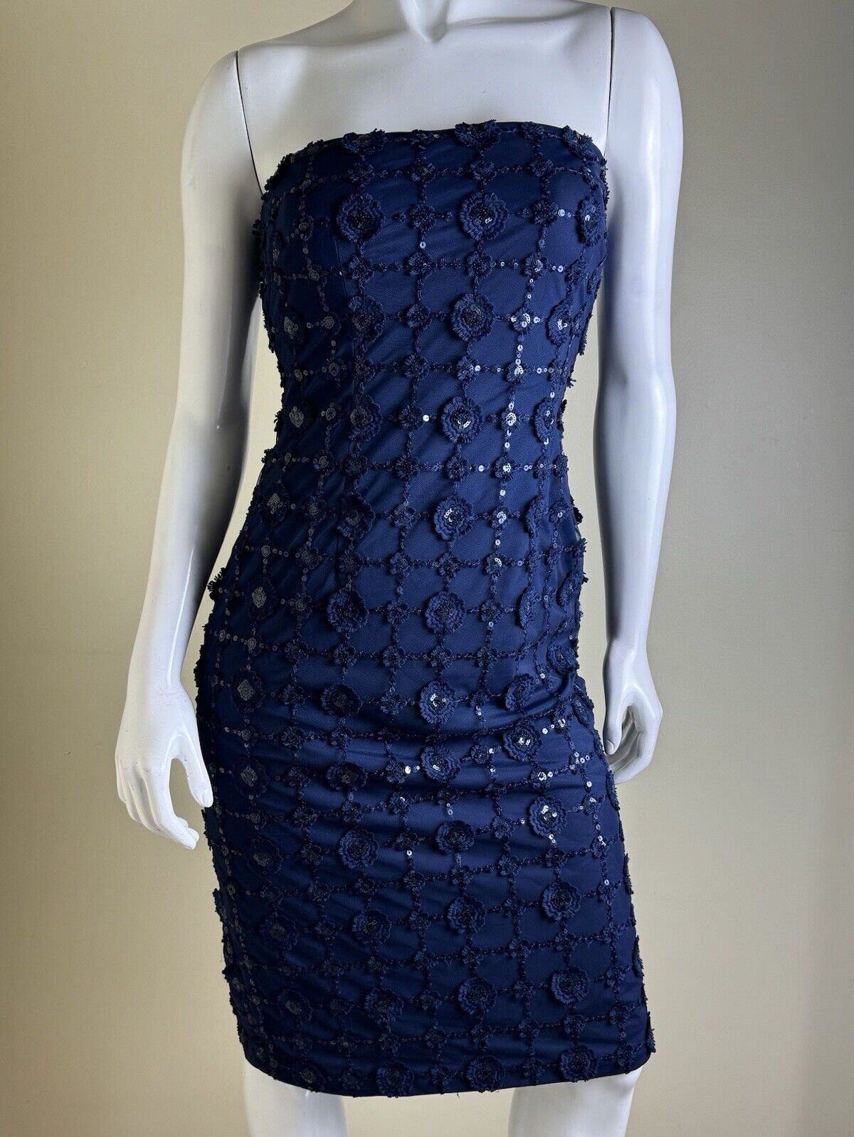 Karl Lagerfeld Navy Sequin Strapless Dress In Size 4. (04)