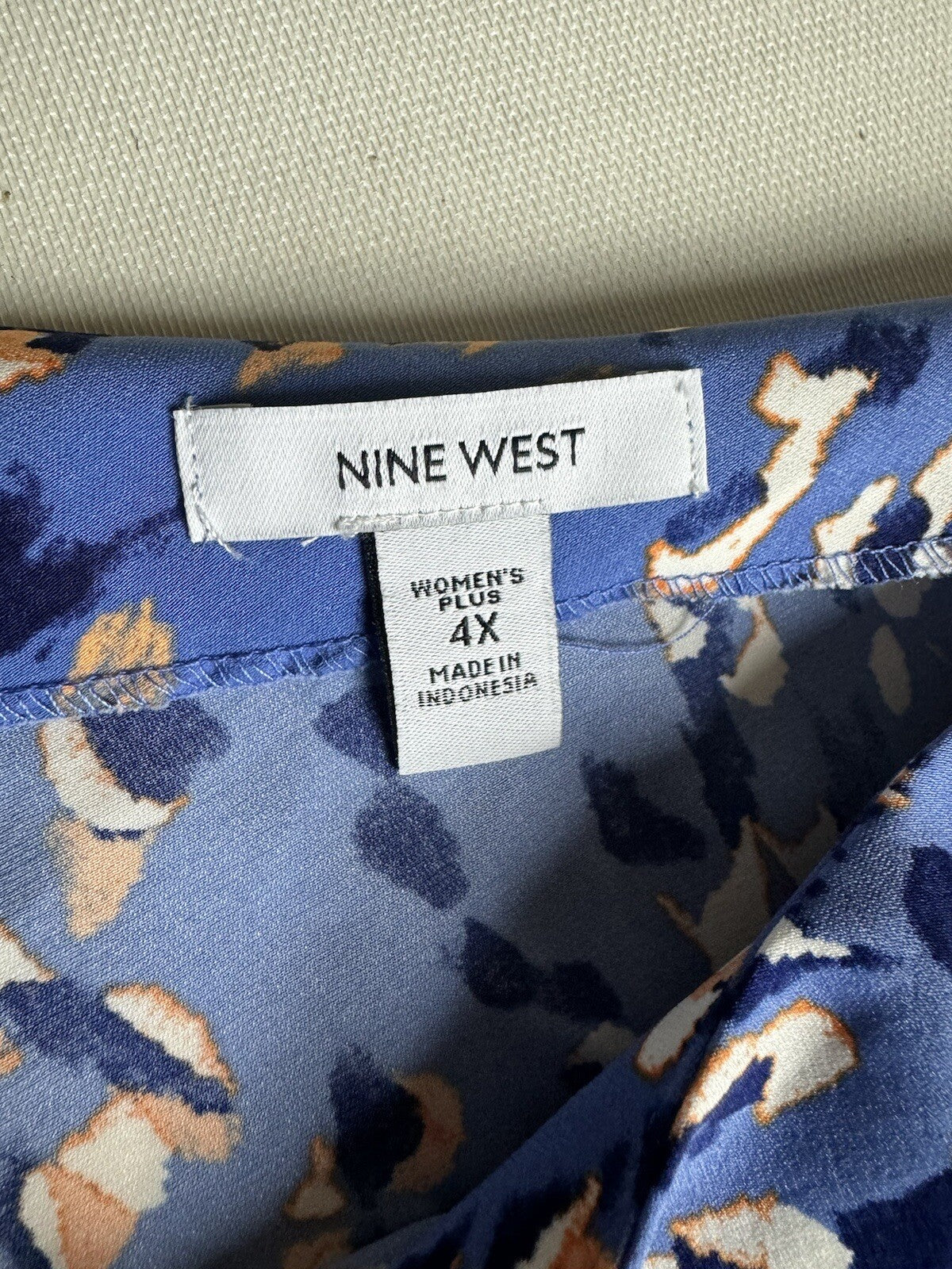 Nine West One Shoulder Dress Sz 4XL. (B.02)