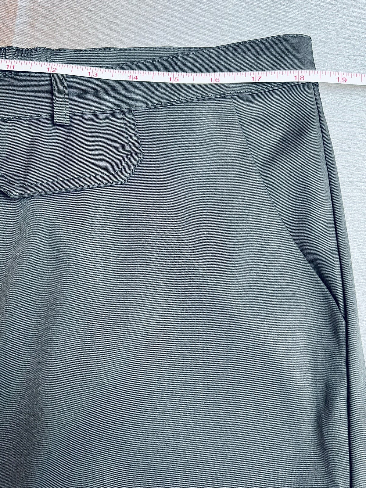 Women's Black Sequin Dress Pants Sz 2XL. (B.027)