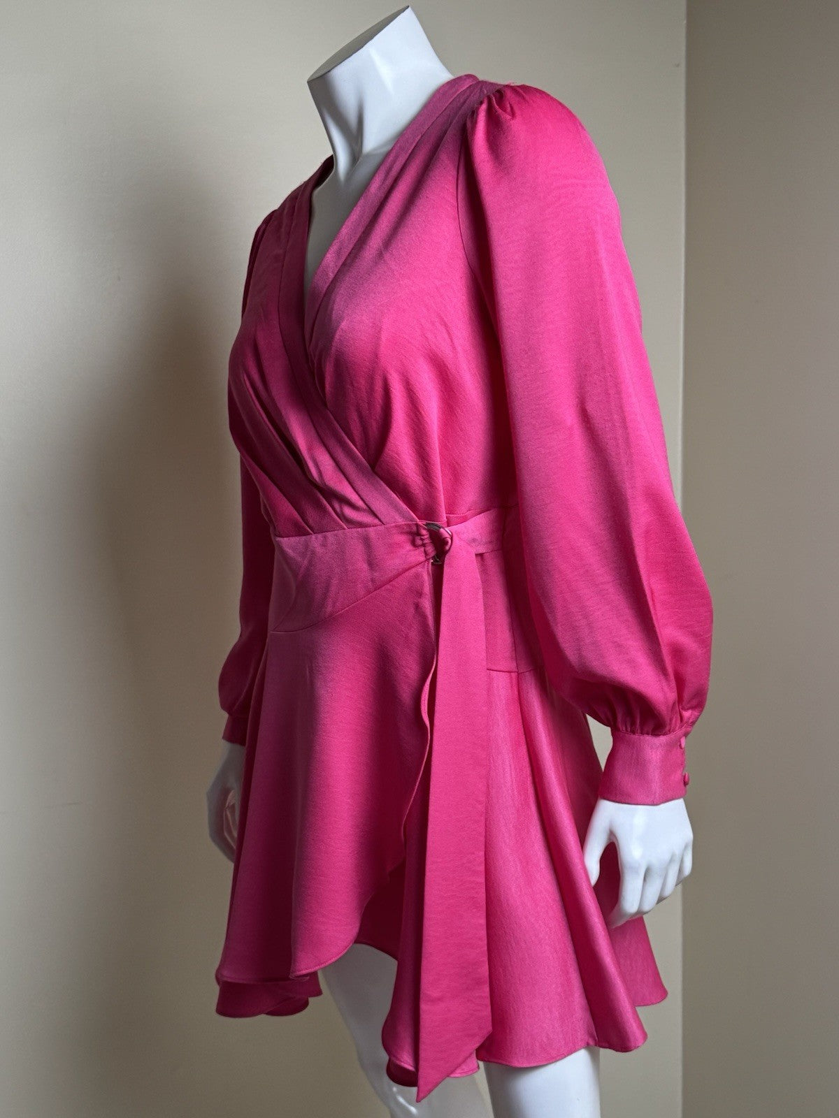 $128 BCBGeneration Women's Fuchsia Flared Dress Sz 4 (B.169)