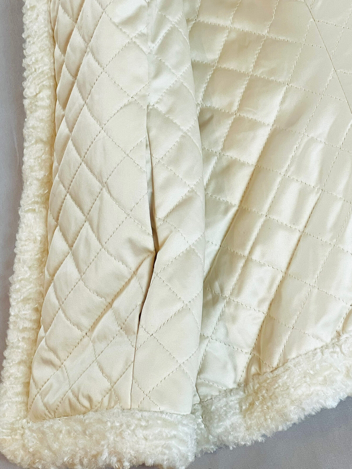 Women’s Reversible Puffer Vest Sz S