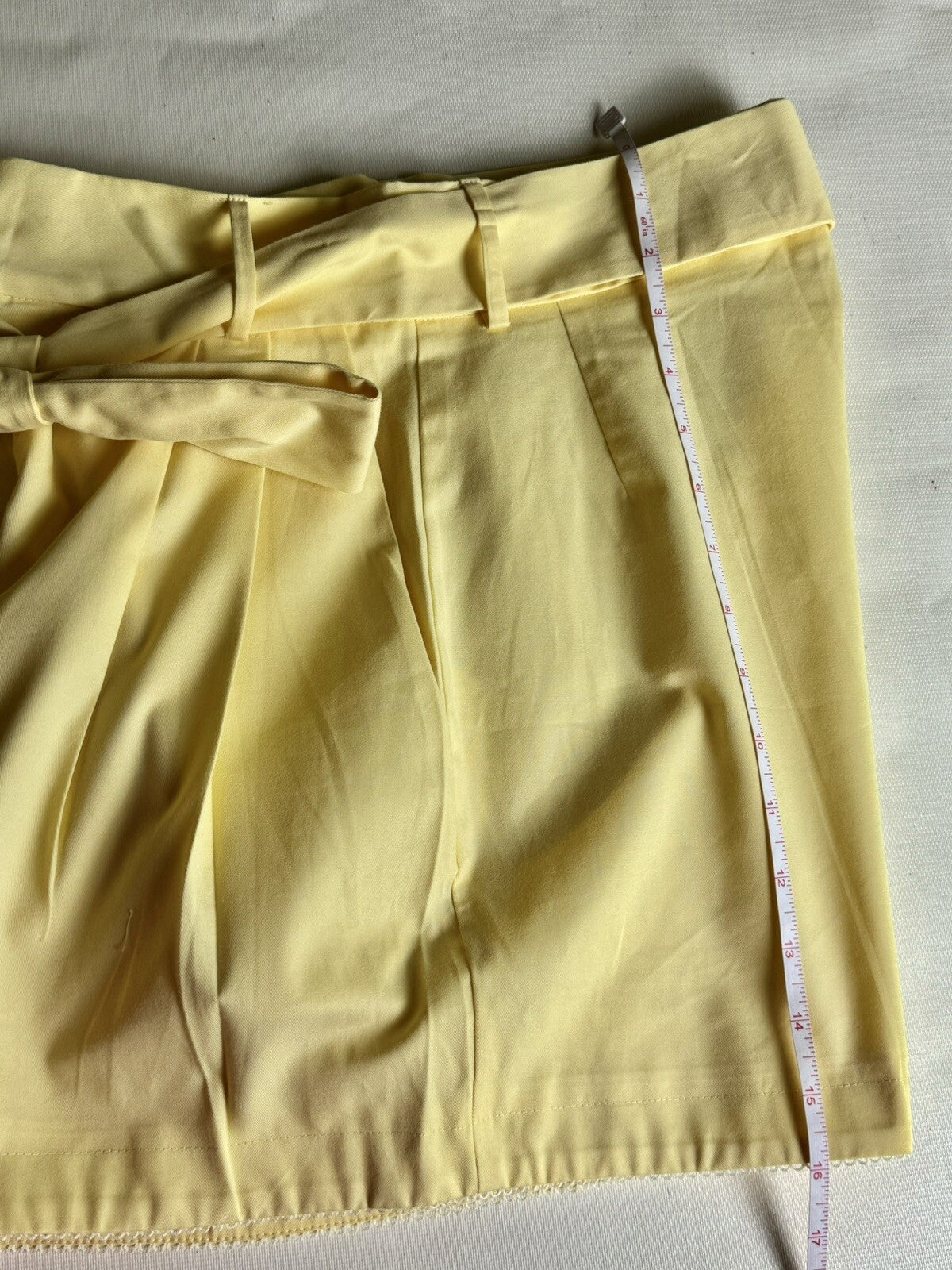 Kilo Tango Women’s Tie Waist Shorts Size M. (50)