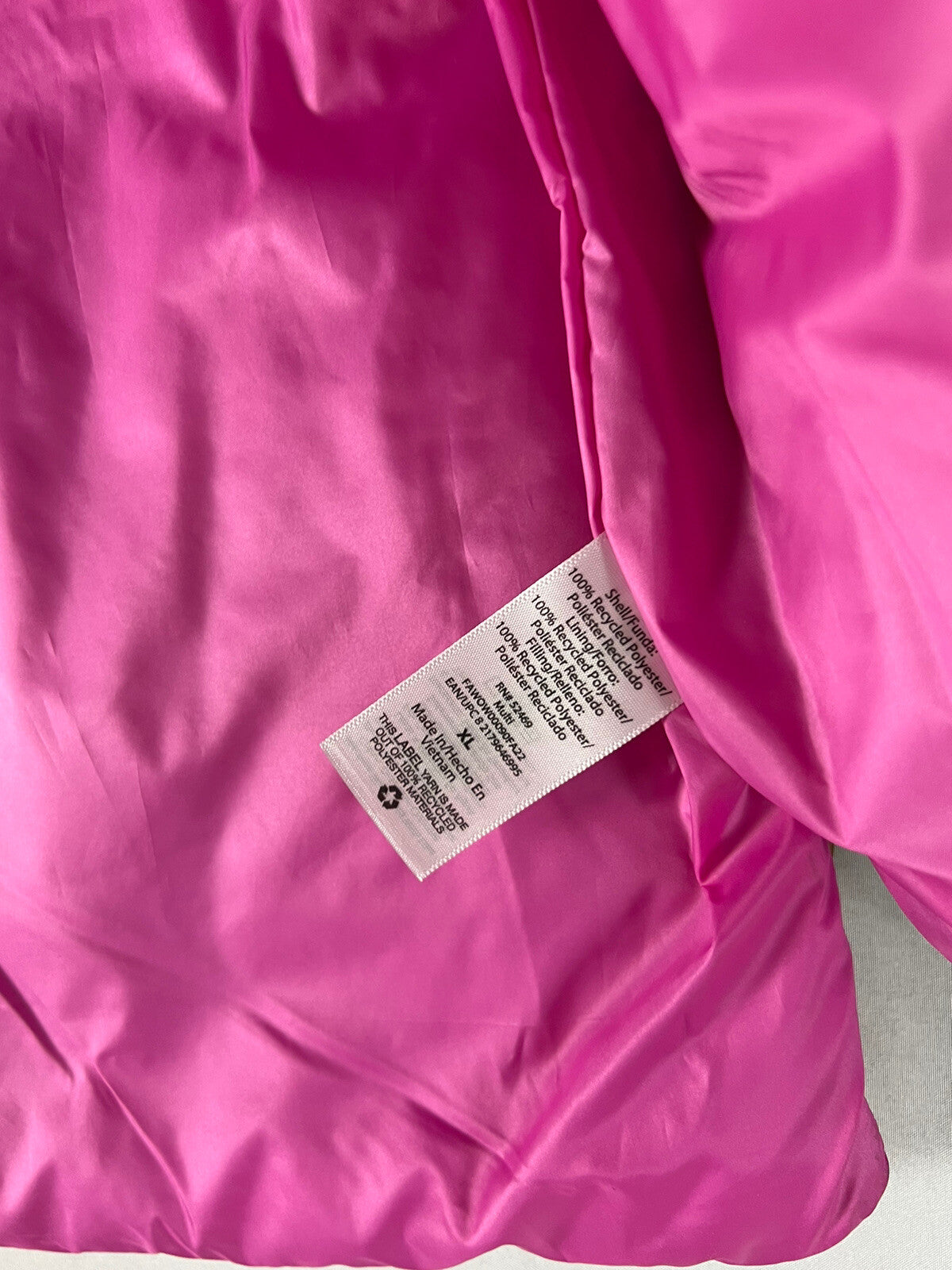 Free Assembly Women's Oversized Puffer Vest Sz XL Camouflage Pink Inside
