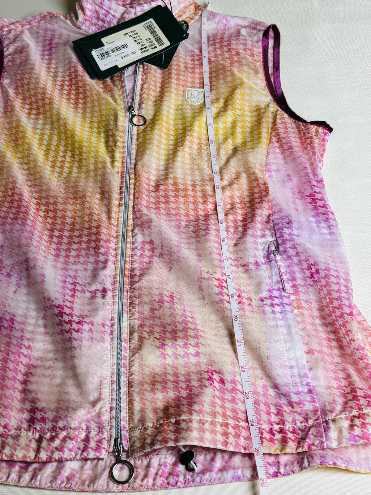 Chervo Women’s Full Zip Sz US M/8 Golf Vest. (66)