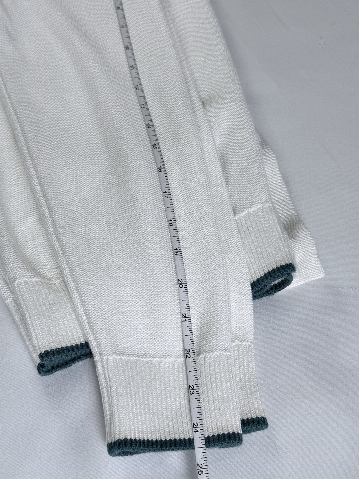 Puma Women's Golf Cardigan Size M. (B.097)