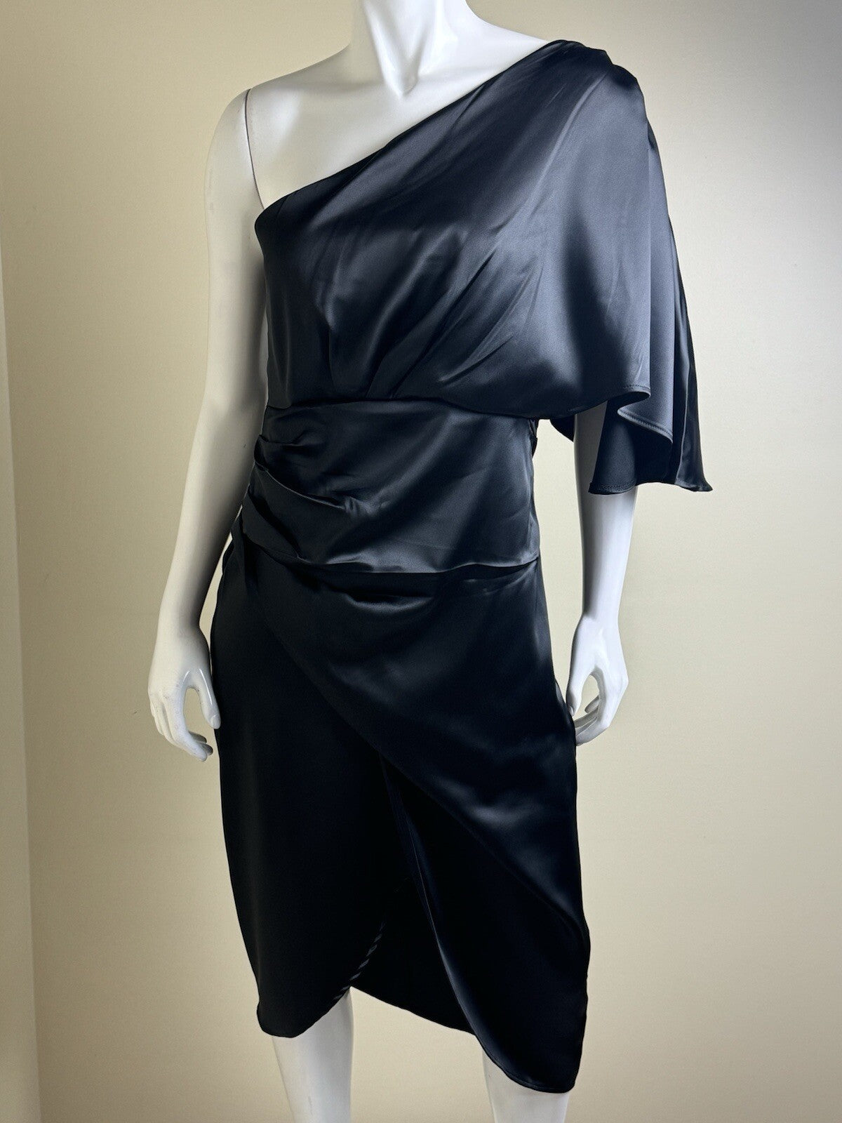 Women’s Black Satin One Shoulder Dress Sz XL (B.107)