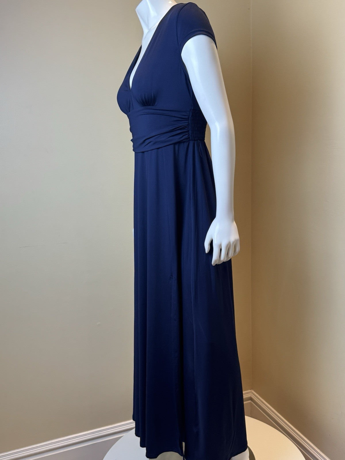 Women's Navy Maxi Dress Sz S. (B.164)