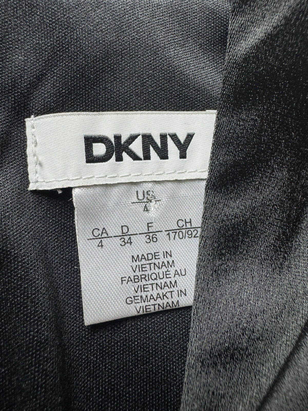 $134 DKNY Women’s Satin Black Dress Sz 4. (B.140)