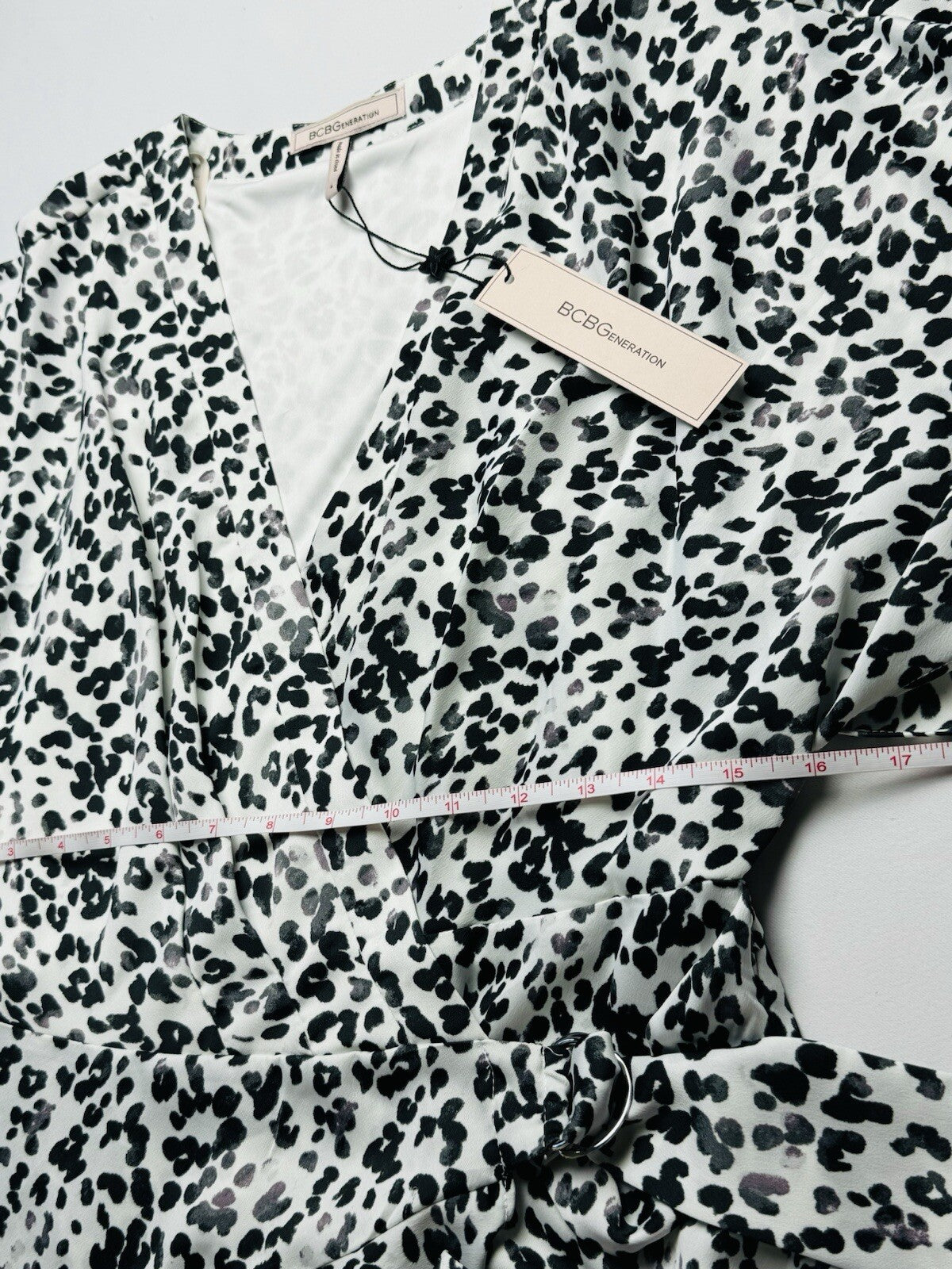 $128 BCBGeneration Women’s Dress Size 4 Cheetah Print. (B.60)