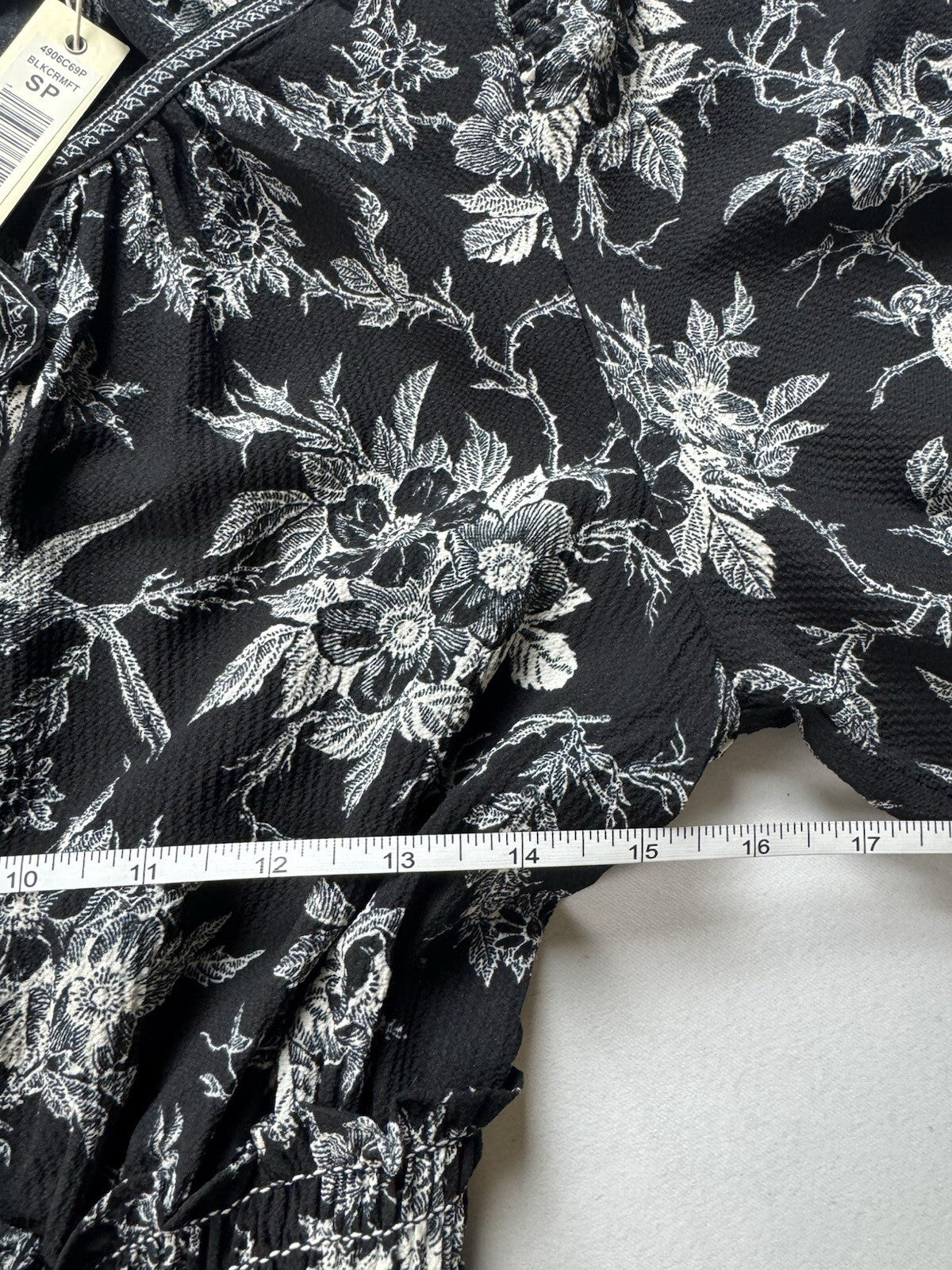 $188 Max Studio Women’s Floral Dress Sz SP (B.139)