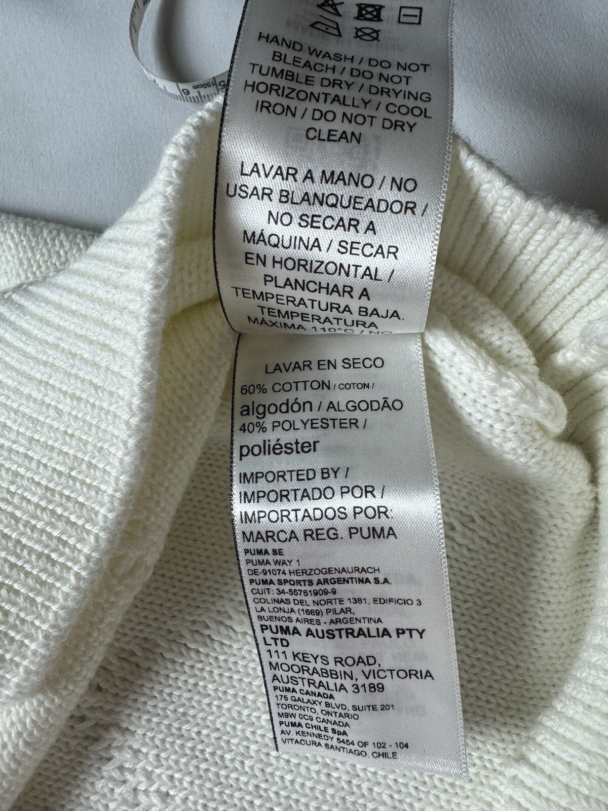 Puma Women's Golf Sweater Ivory Size S. (B.125)