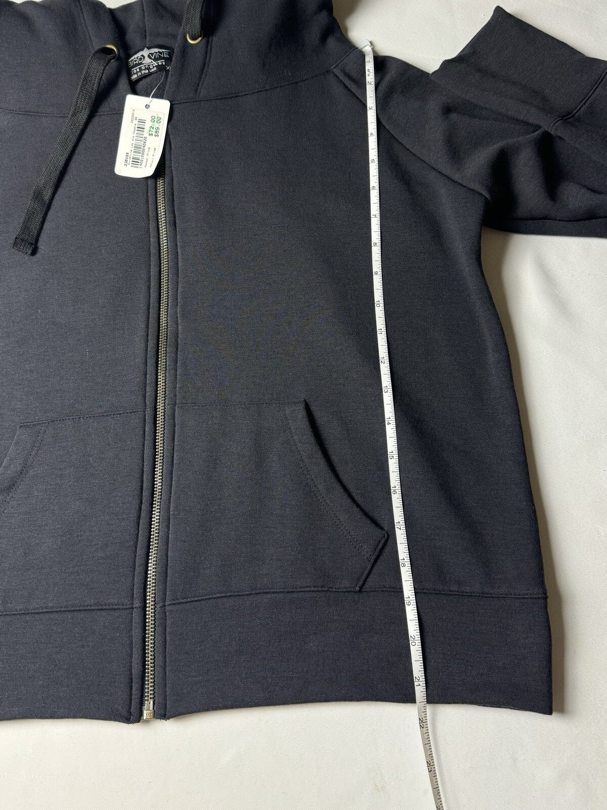 BIRD & VINE Los Angeles Women’s Sz XL Tennis Logo Hoodie Sweater. (B.98)