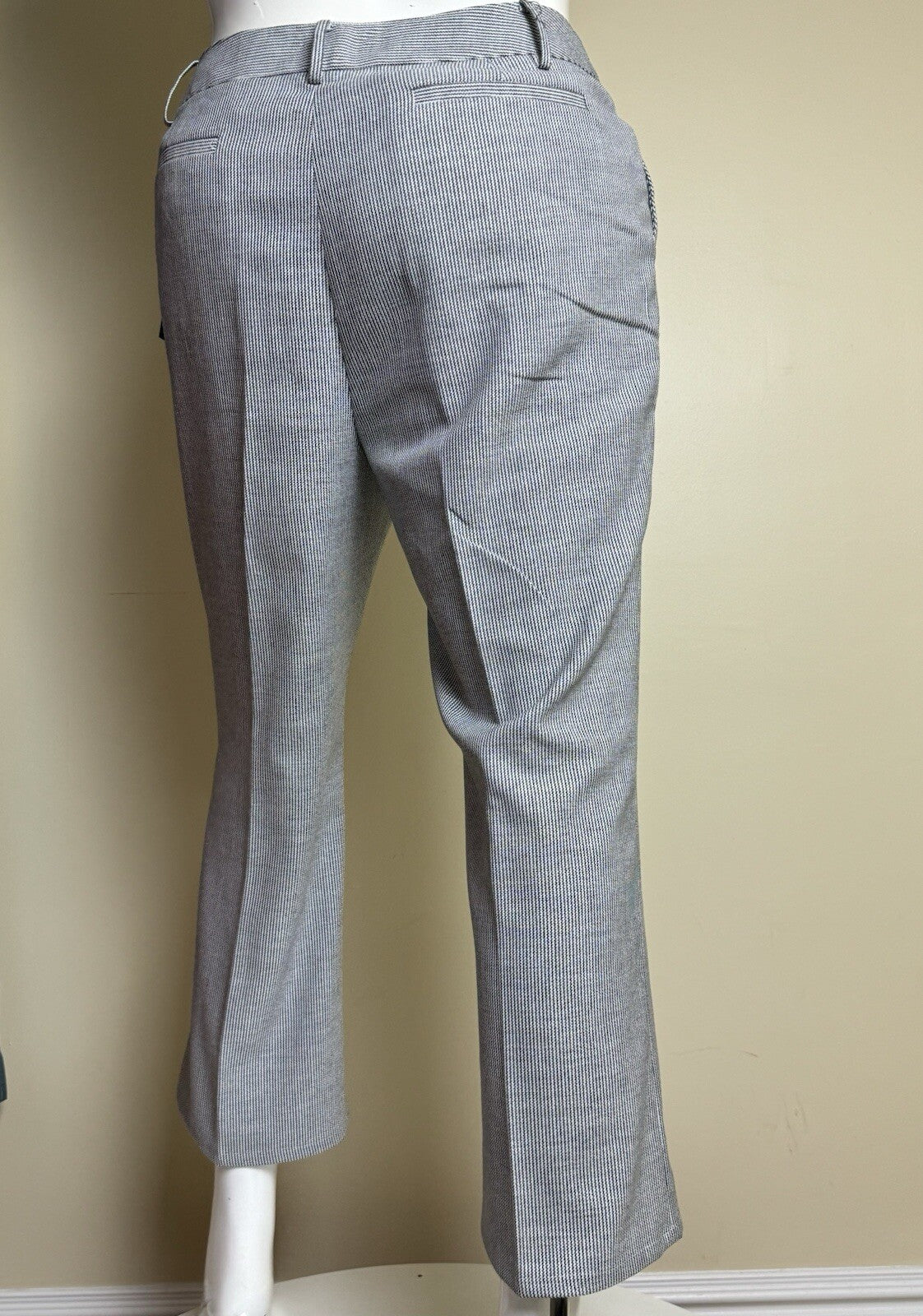 $119 KARL LAGERFELD Women’s Dress Pants Sz 14 (B.96)