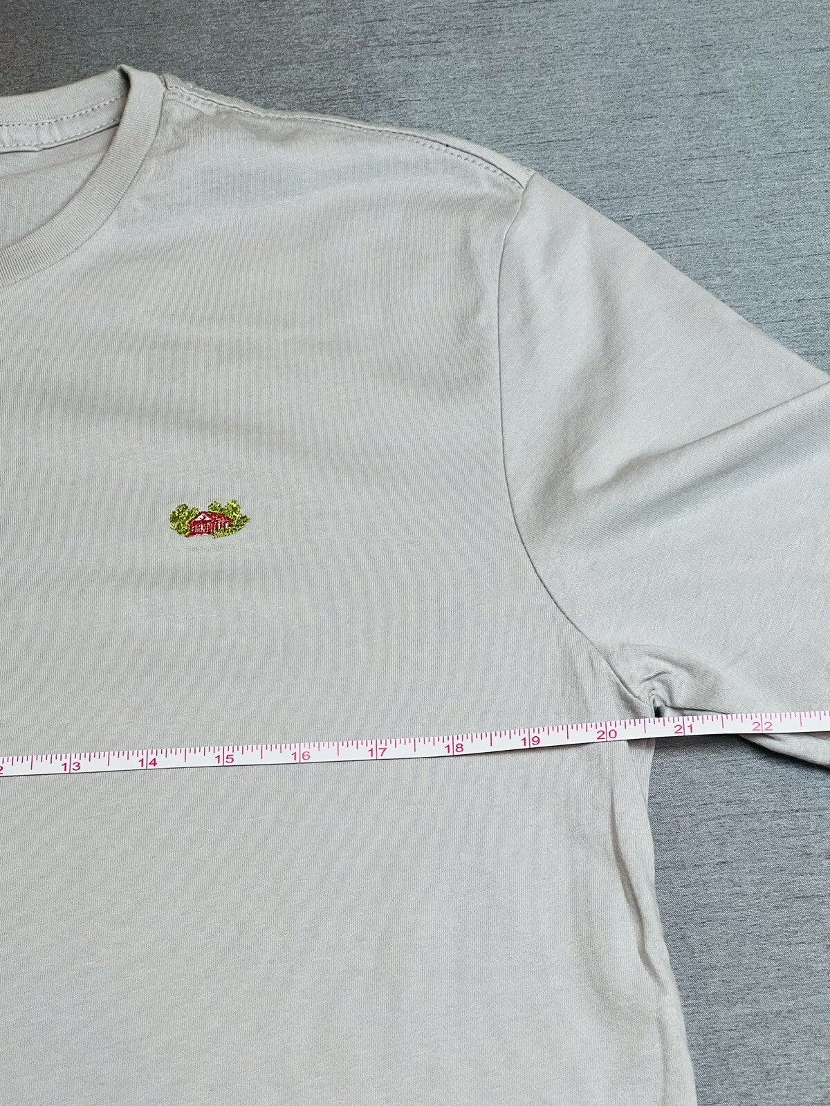 Bull’s Bridge Women’s T-Shirt Size M Short Sleeve Gray