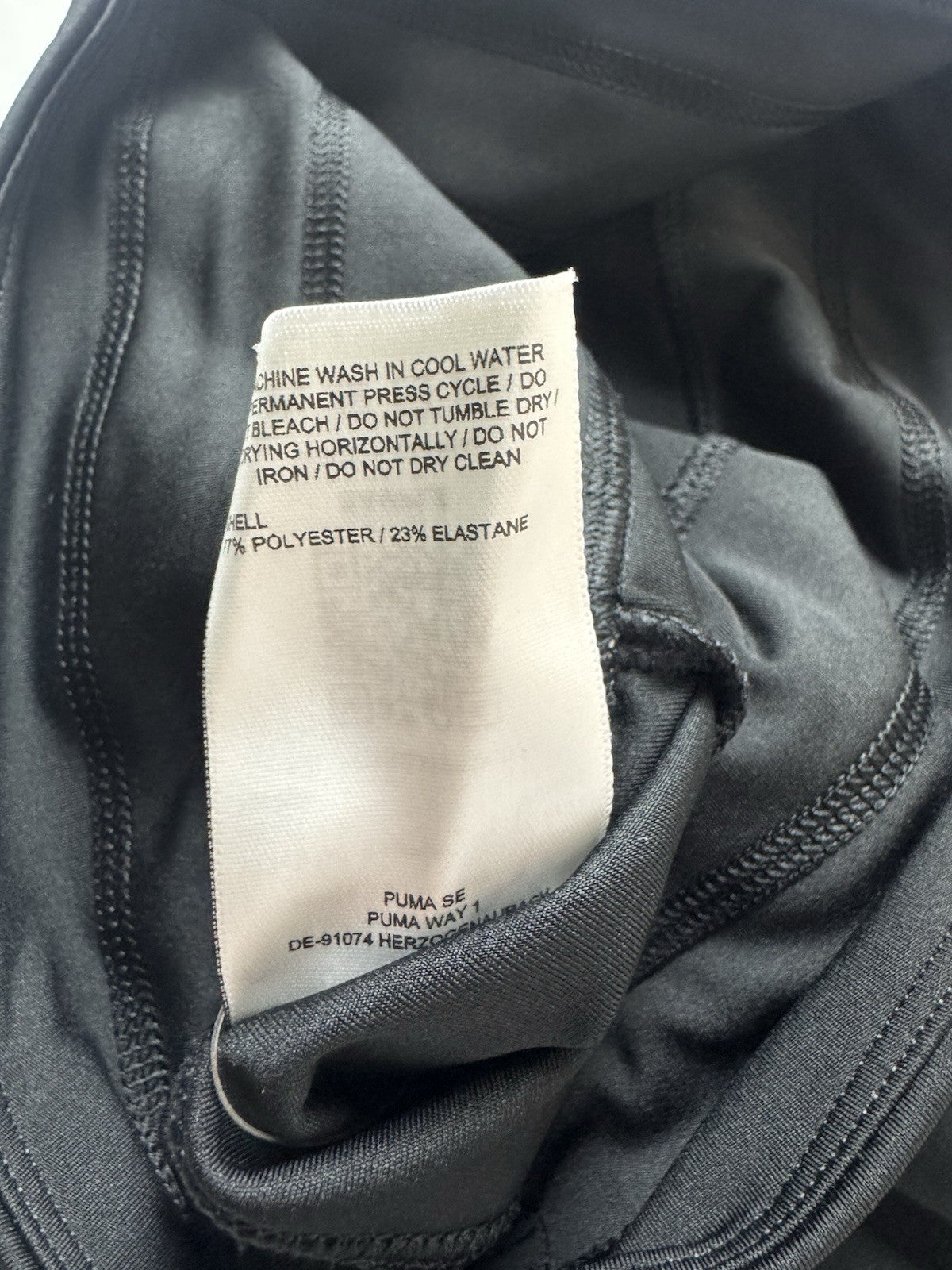 Puma Women’s Leggings Stretch Pockets Sz S. (B.163)