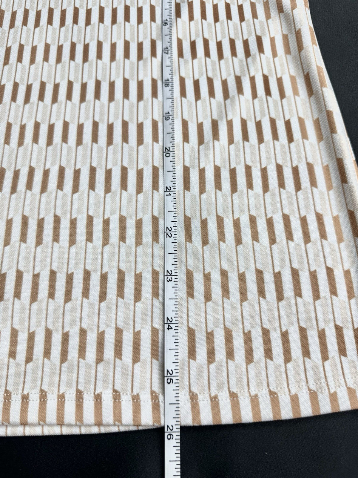 $130 A. Putnam Women’s Sleeveless Keyhole Top Sz S. (B.170)