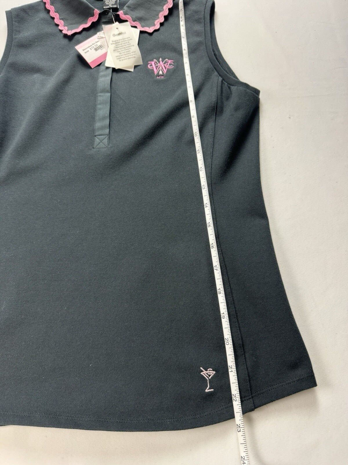 Golftini Women’s Golf shirt Sz M. (B.139)