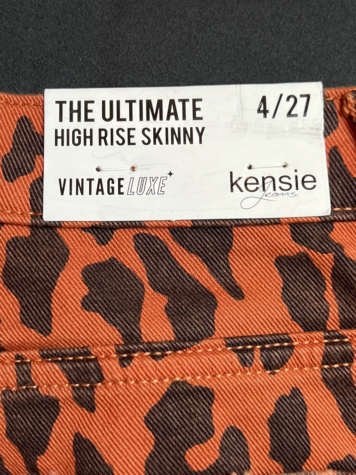$68 Kensie Vintage Luxe The Ultimate High Rise Leopard Jeans Sz 4/27. (B.152)