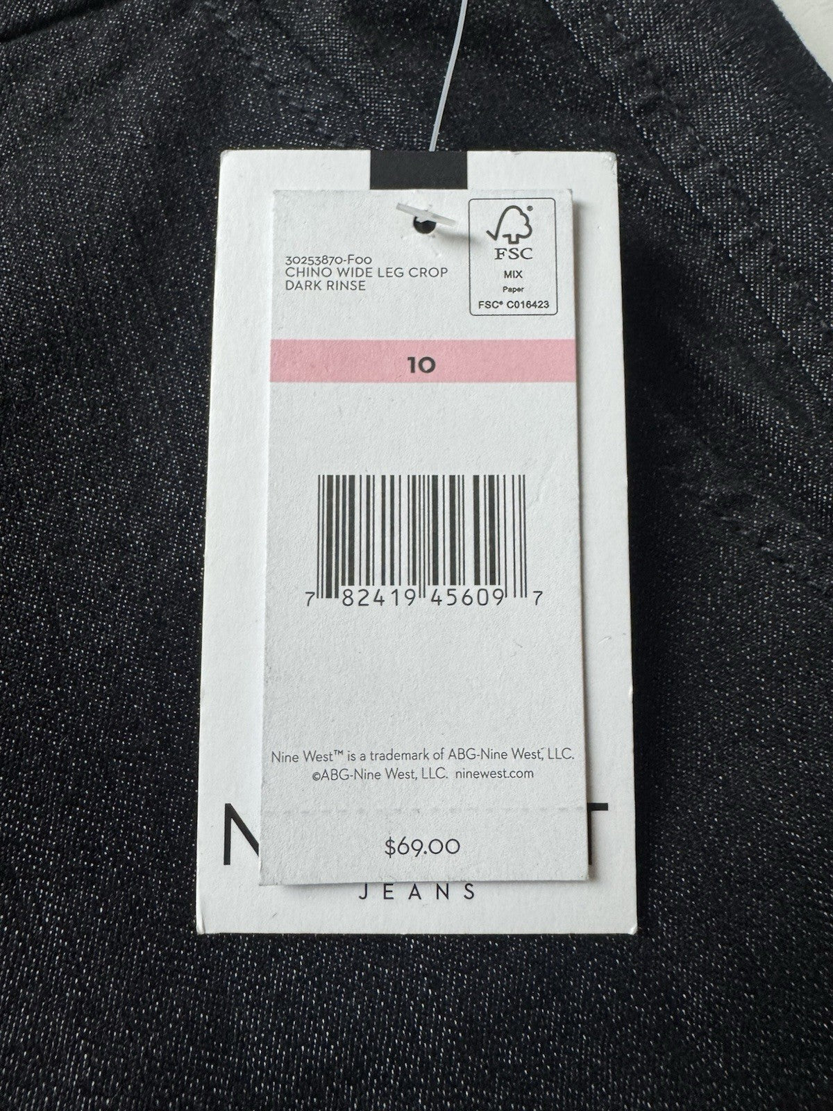$69 Nine West Women's Black Cropped Jeans Sz 10. (B.166)