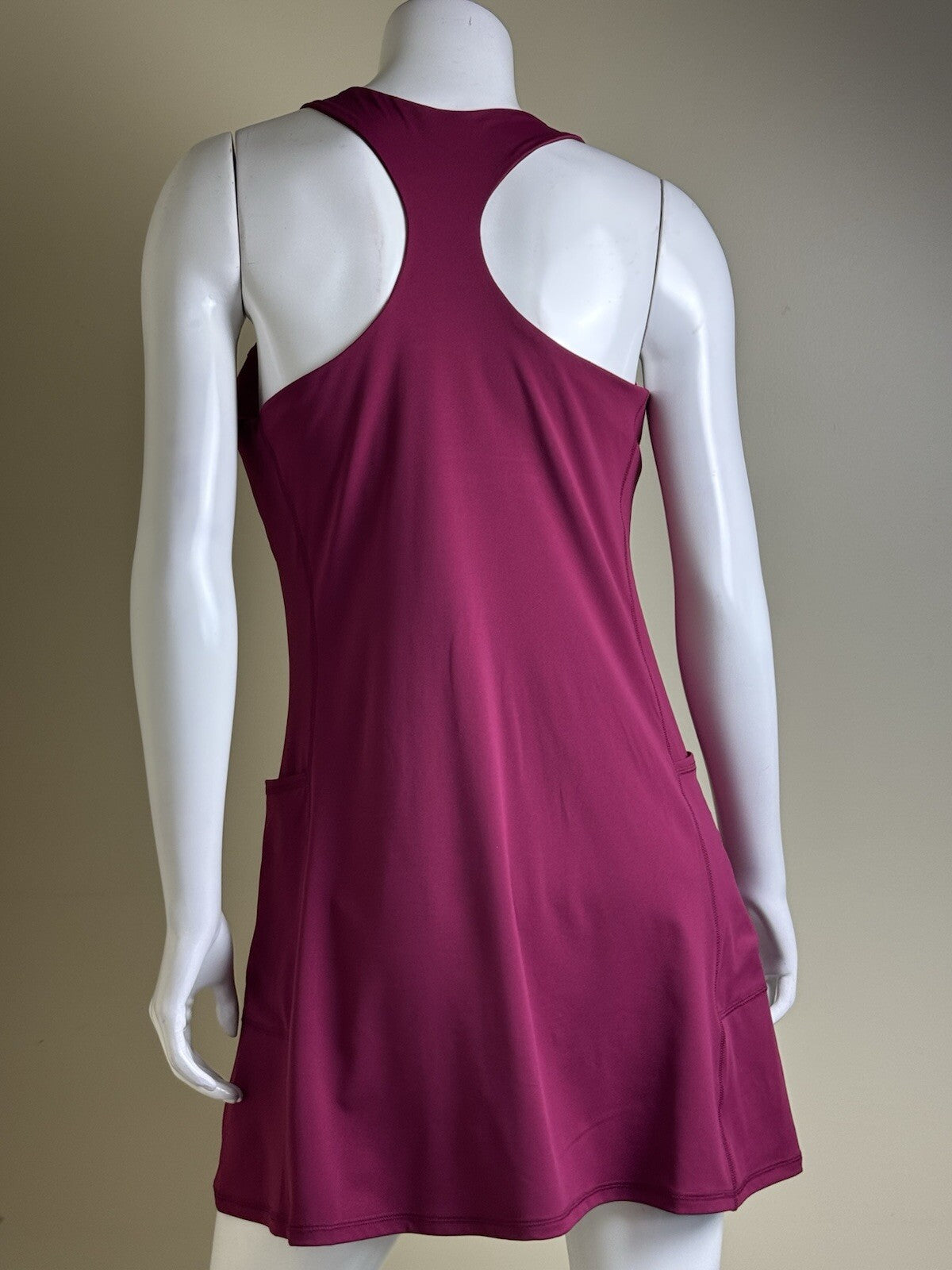 $88 90 Degree By Reflex Dress Built-in Bra. Sz XL. (B.142)