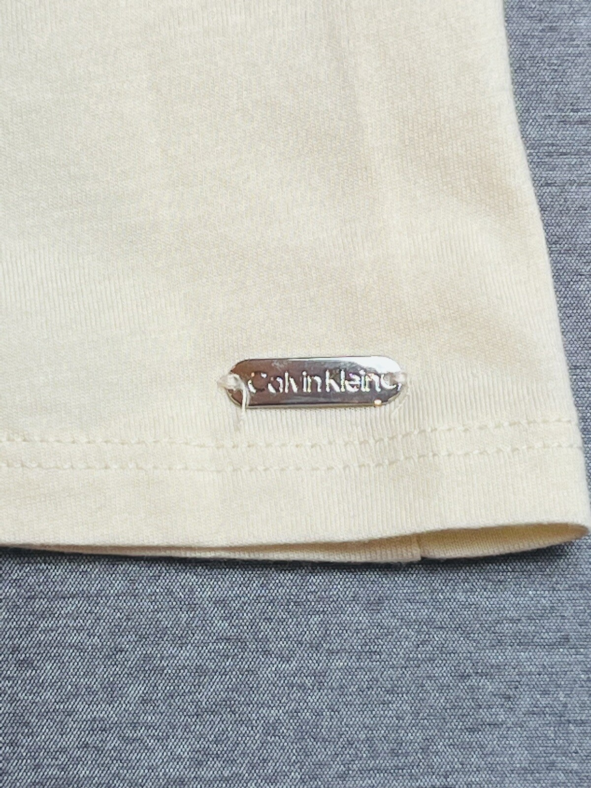 $49 Calvin Klein Women’s Top Shirt Sz XL light yellow blouse
