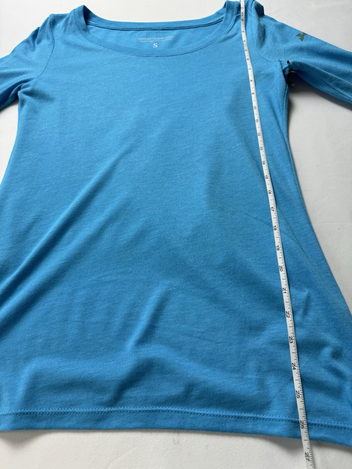 Fishers Island Club Women’s Long Sleeves Shirt Size S. (B.105/2)