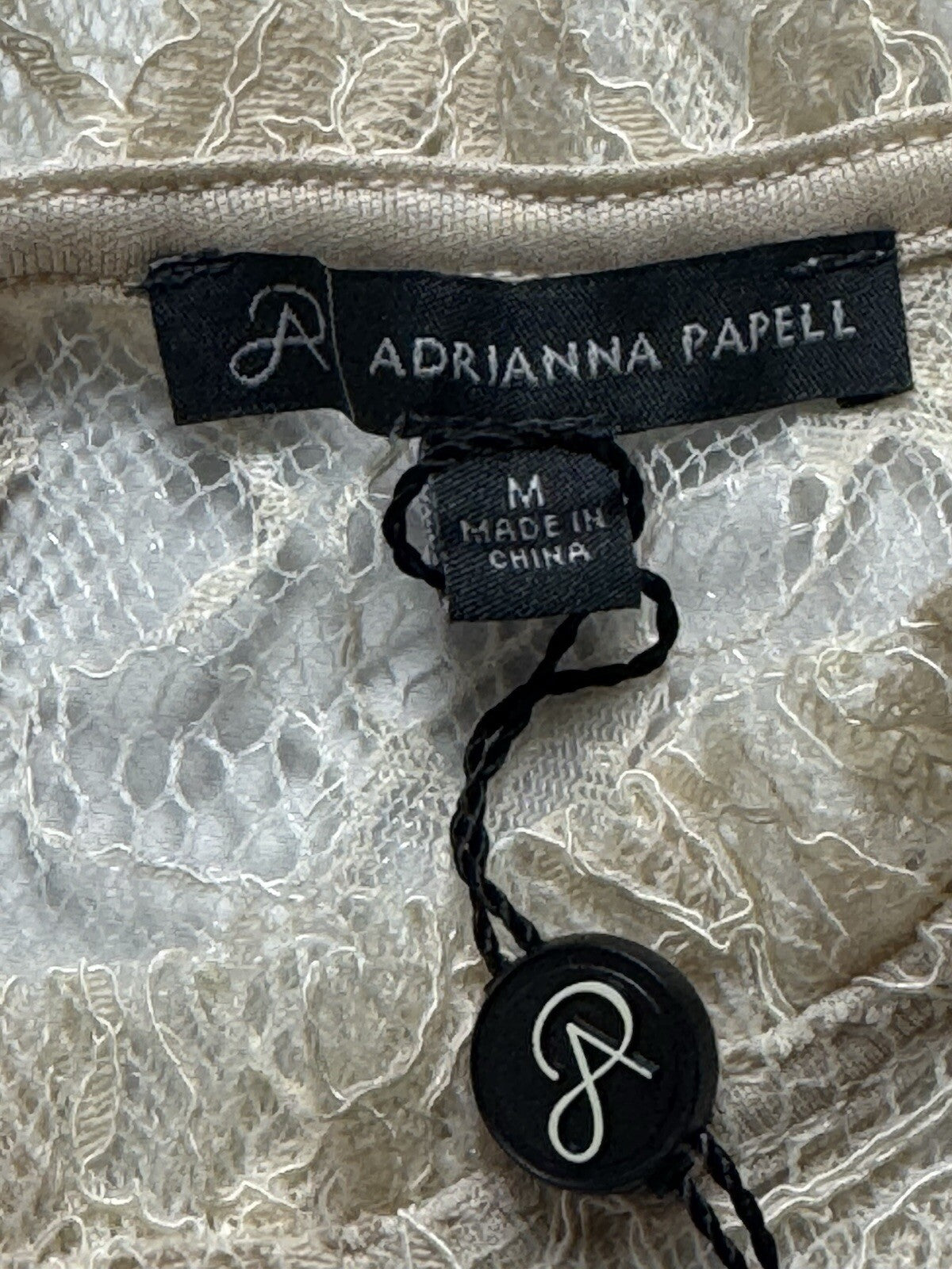 $89 Adrianna Papell Black Lace Long Sleeve Blouse Sz M. (B.141)