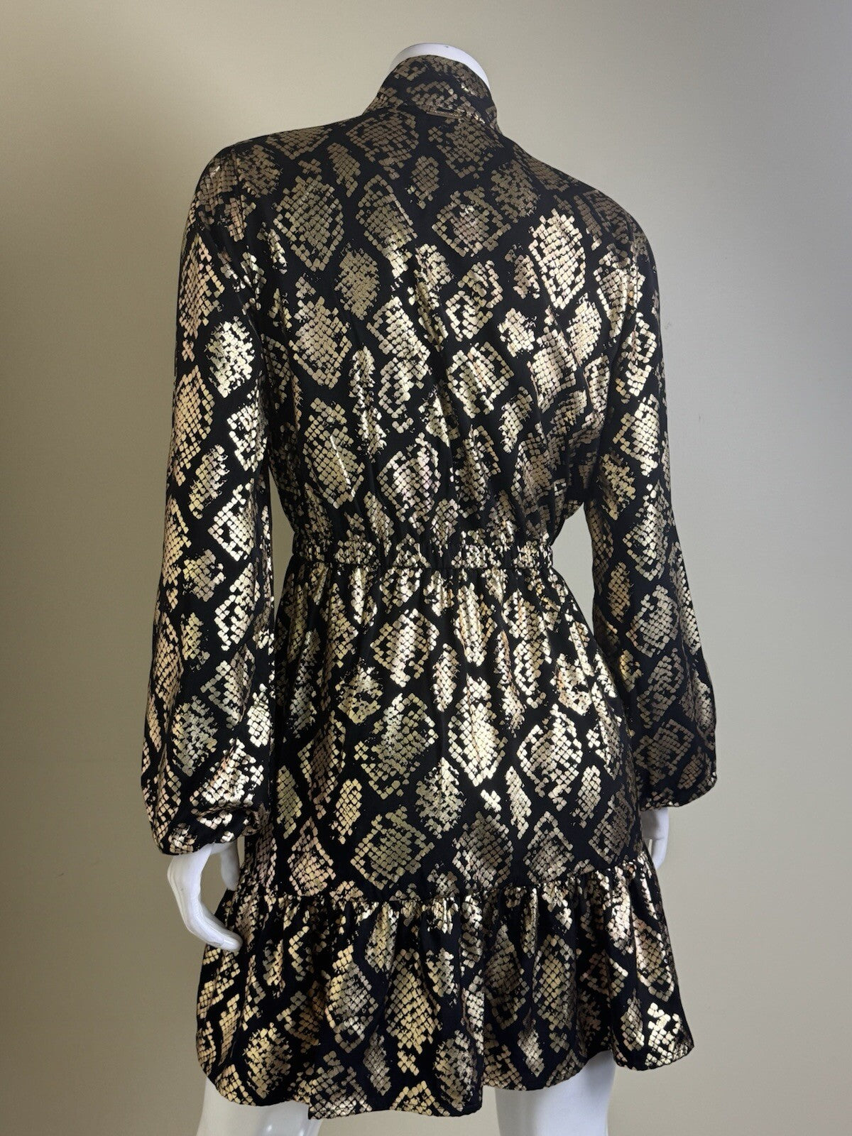 $155 Michael Kors Black Gold Dress Size S. (B.140)