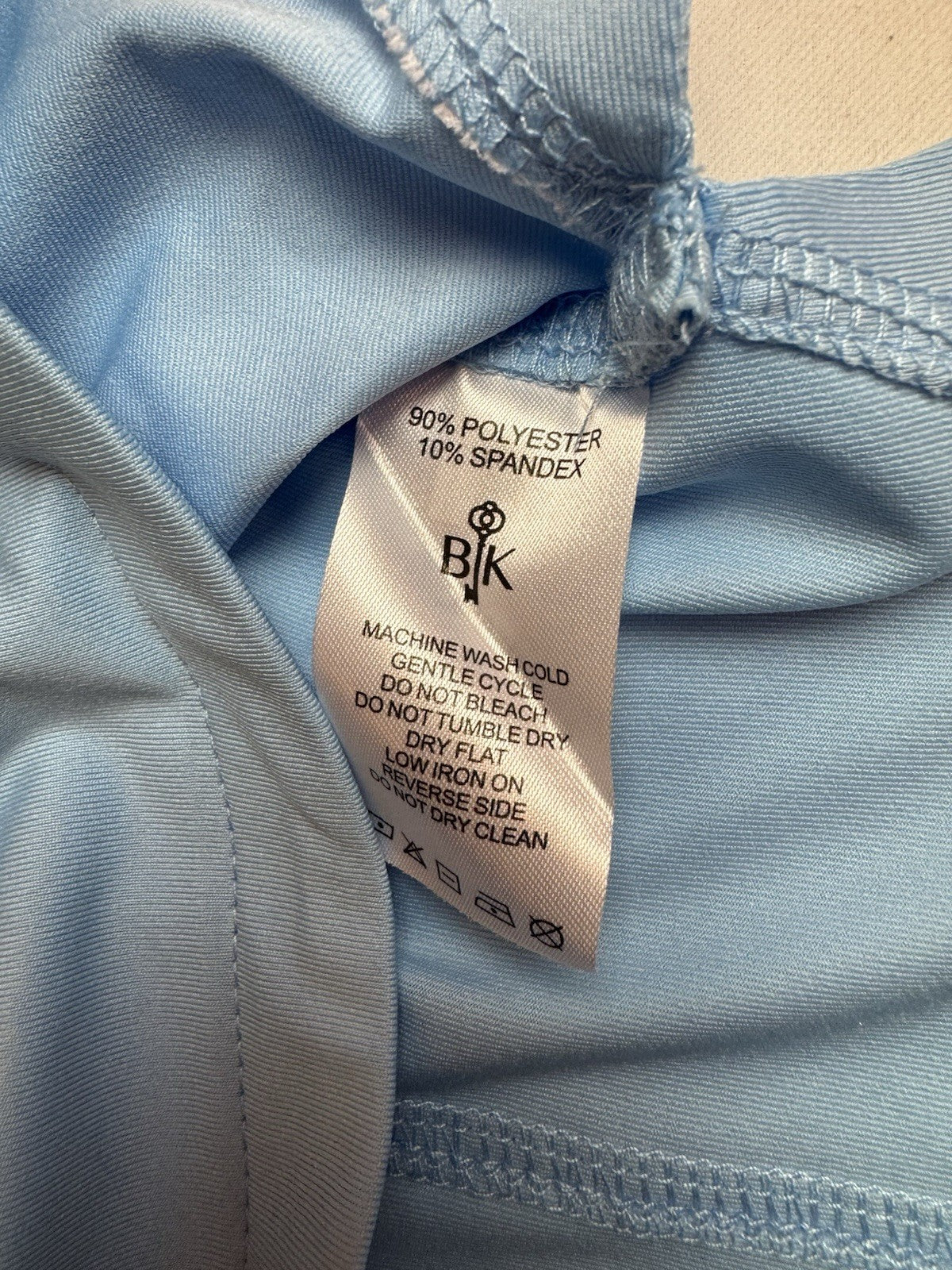 BELYN KEY Women’s Golf Shirt Sz S. (B.167)