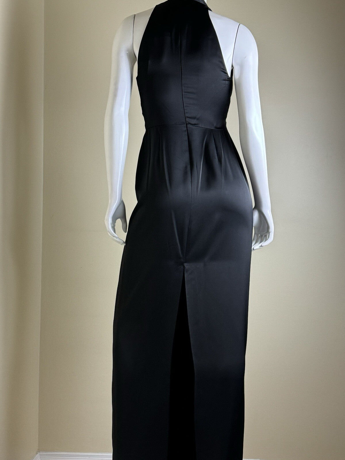 $295 Lauren Ralph Lauren Sleeveless Long Black Dress Size 2. (B.18)