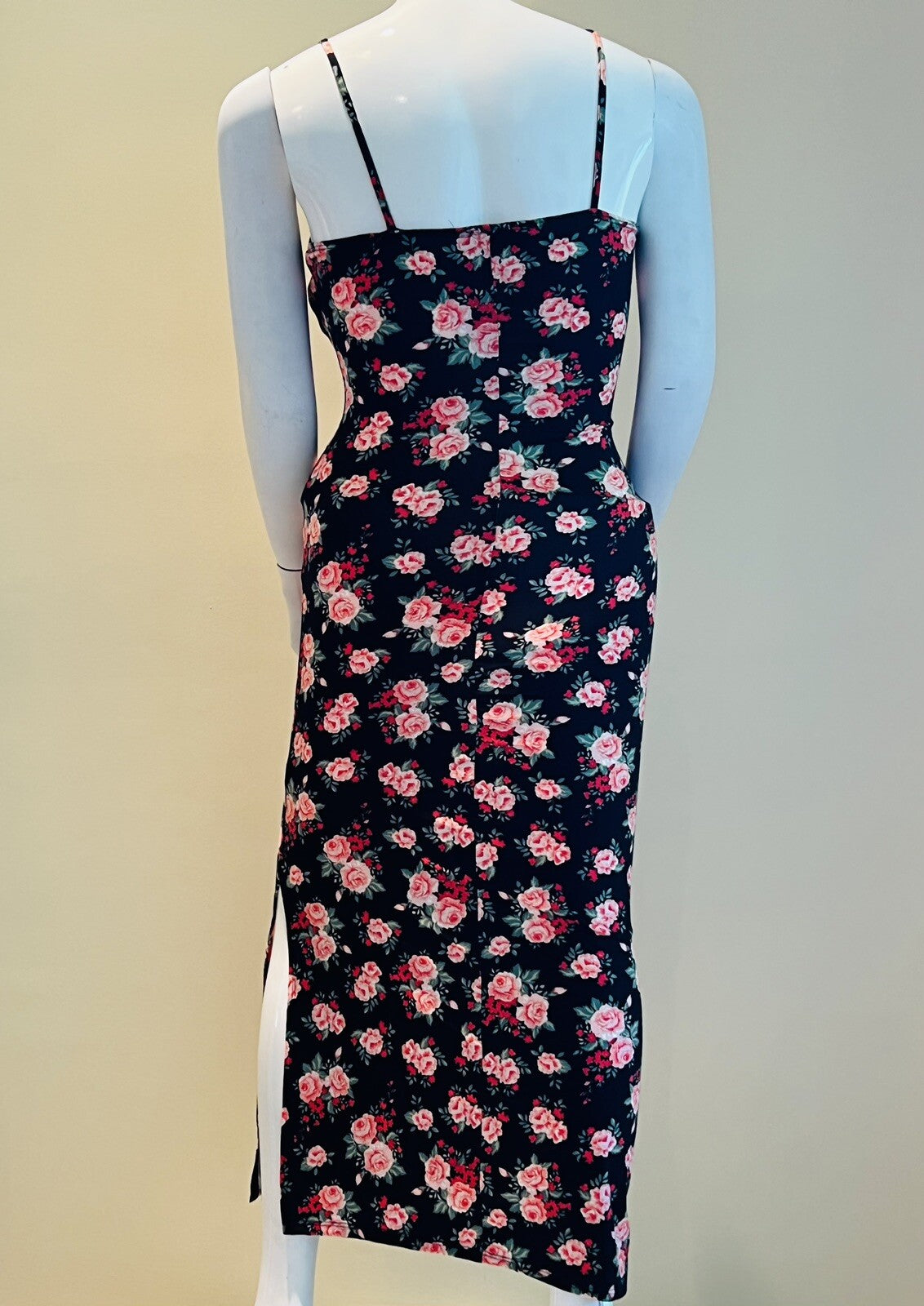 Urban Rose Dress Floral Stretch Long sleeveless Sz XL