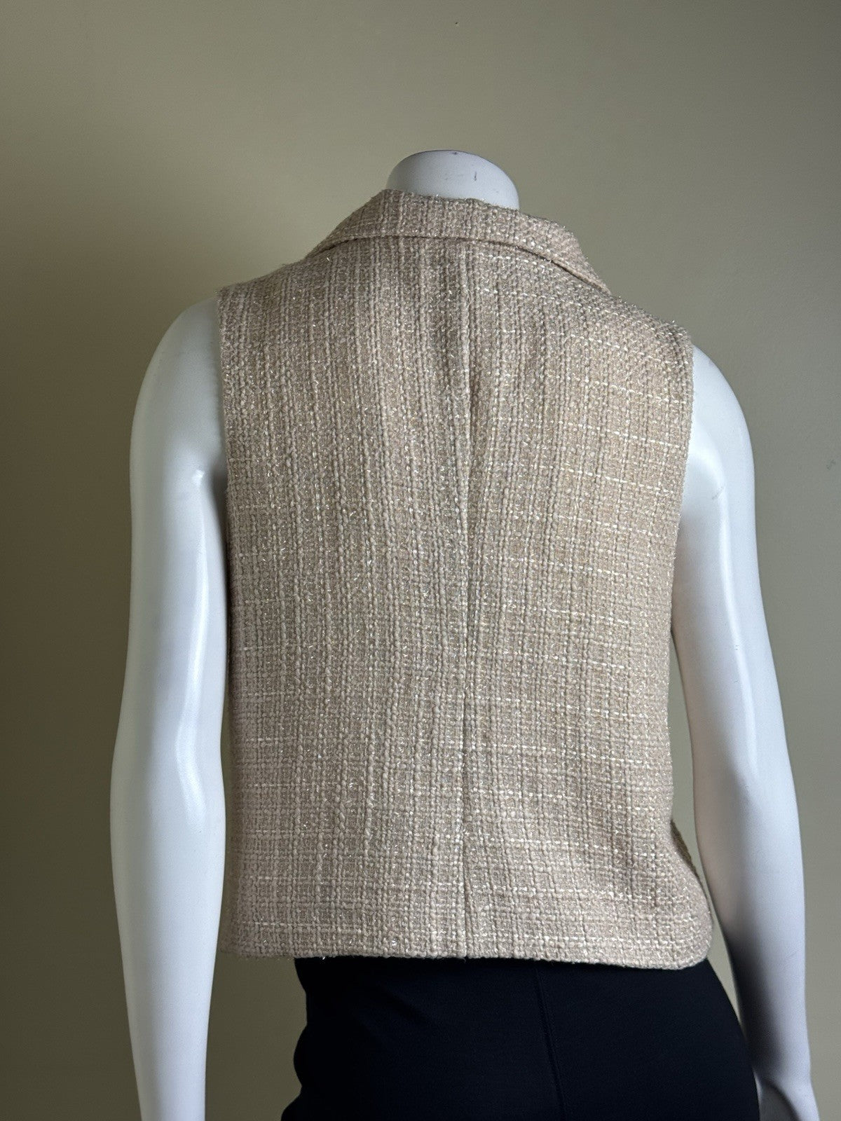Faith and Joy Women’s Beige Vest Sz L. (B.150)