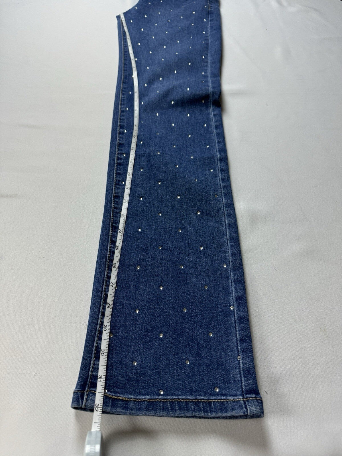 $89 Bebe Rhinestone Blue Jeans Women's Sz 4/27 (B.115)