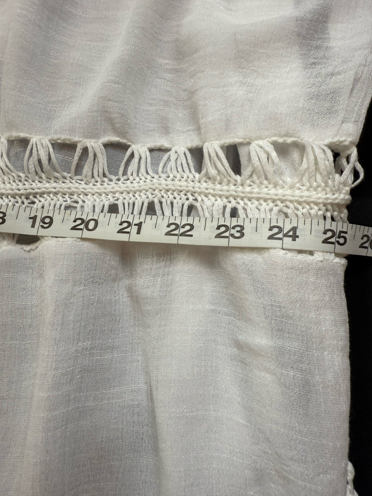 LIV LOS ANGELES Women's Open Front Crochet Lace Cardigan Size L. (B.167)