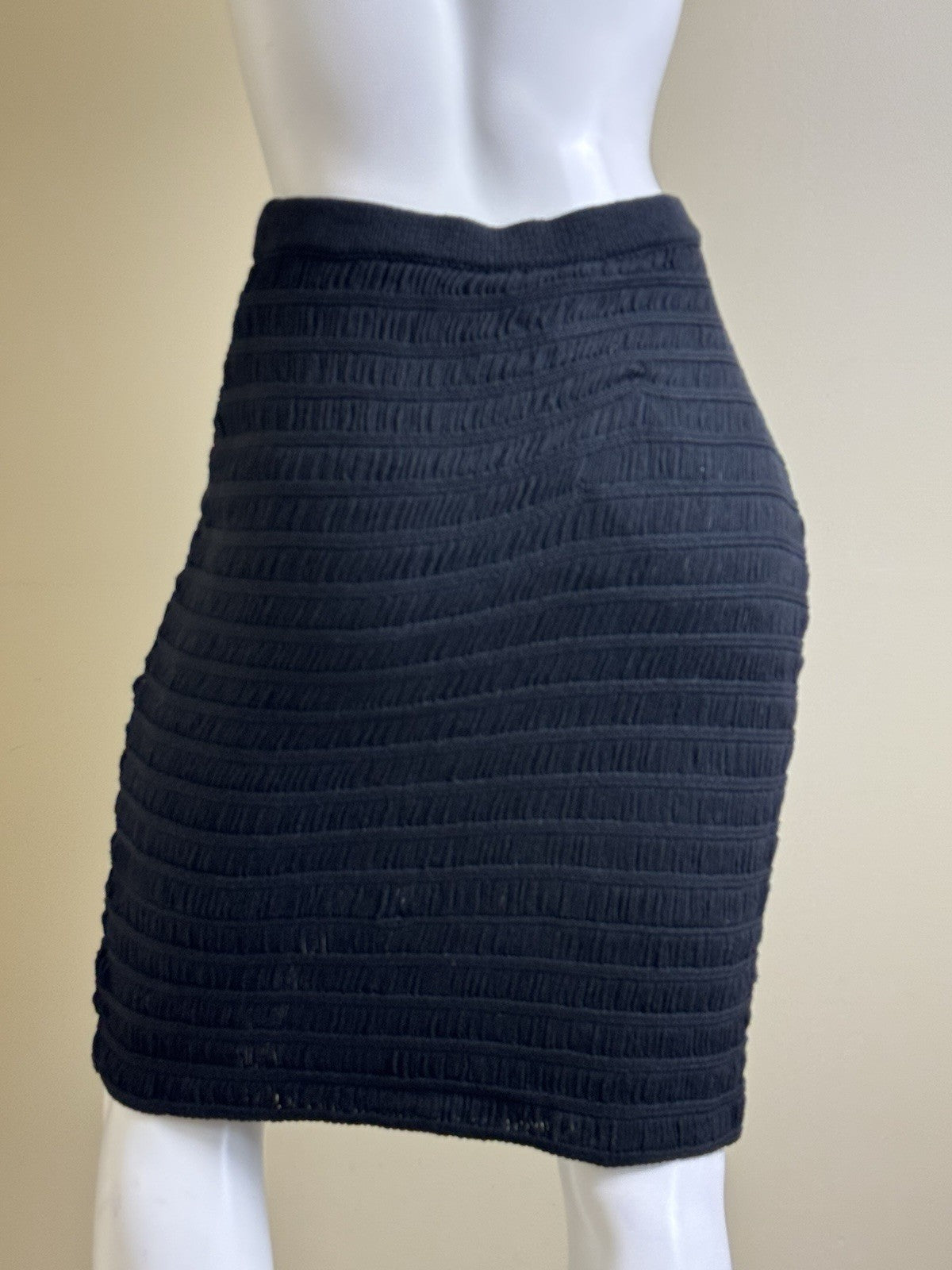 Vivienne Tam Women’s Black Knit Skirt Sz Pp. (B.155)